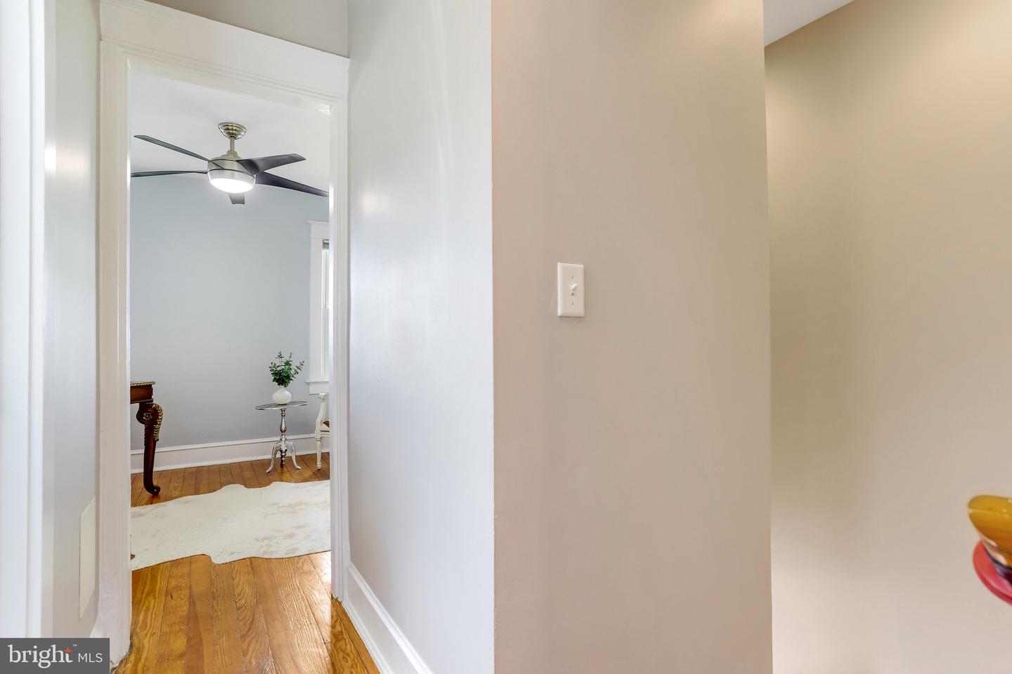 1350 L ST SE, WASHINGTON, District Of Columbia 20003, 2 Bedrooms Bedrooms, ,1 BathroomBathrooms,Residential,For sale,1350 L ST SE,DCDC2155650 MLS # DCDC2155650