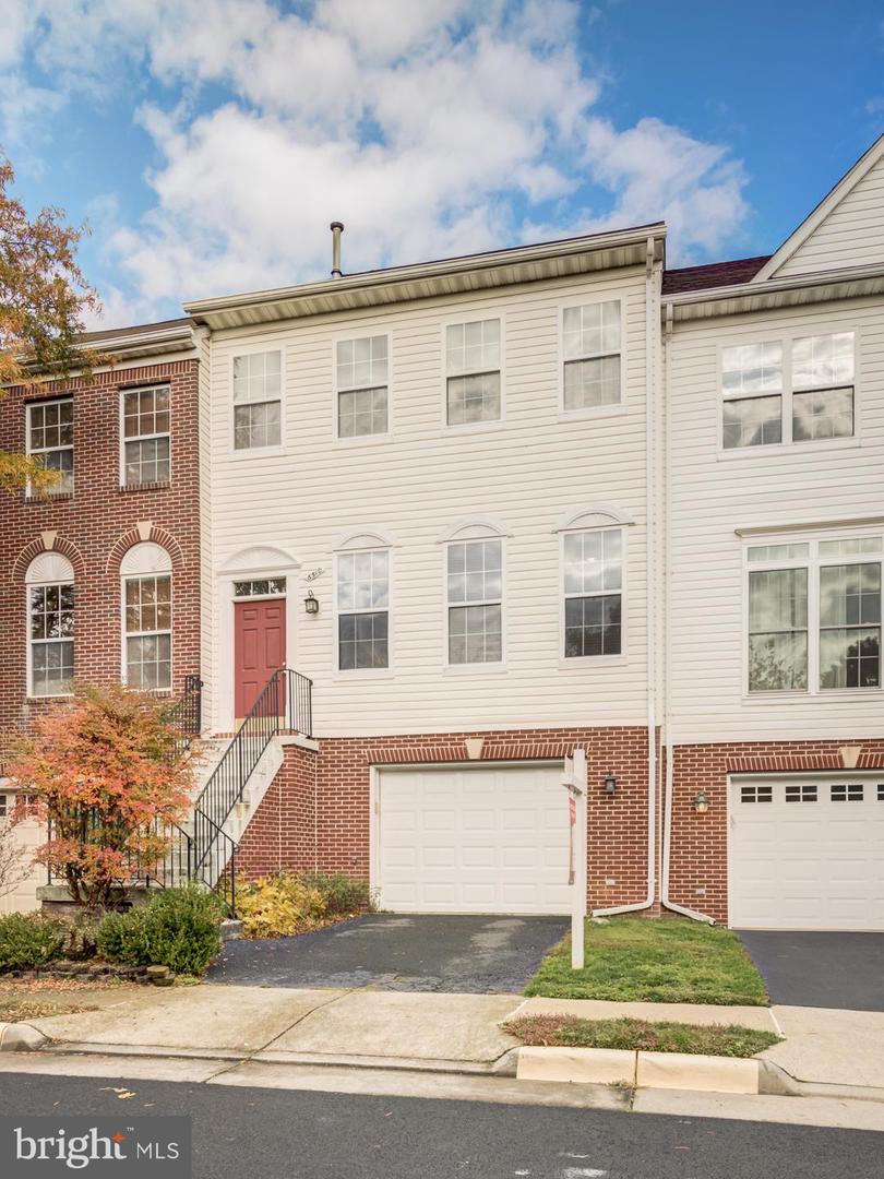 6510 TASSIA DR, ALEXANDRIA, Virginia 22315, 3 Bedrooms Bedrooms, ,3 BathroomsBathrooms,Residential,For sale,6510 TASSIA DR,VAFX2209614 MLS # VAFX2209614