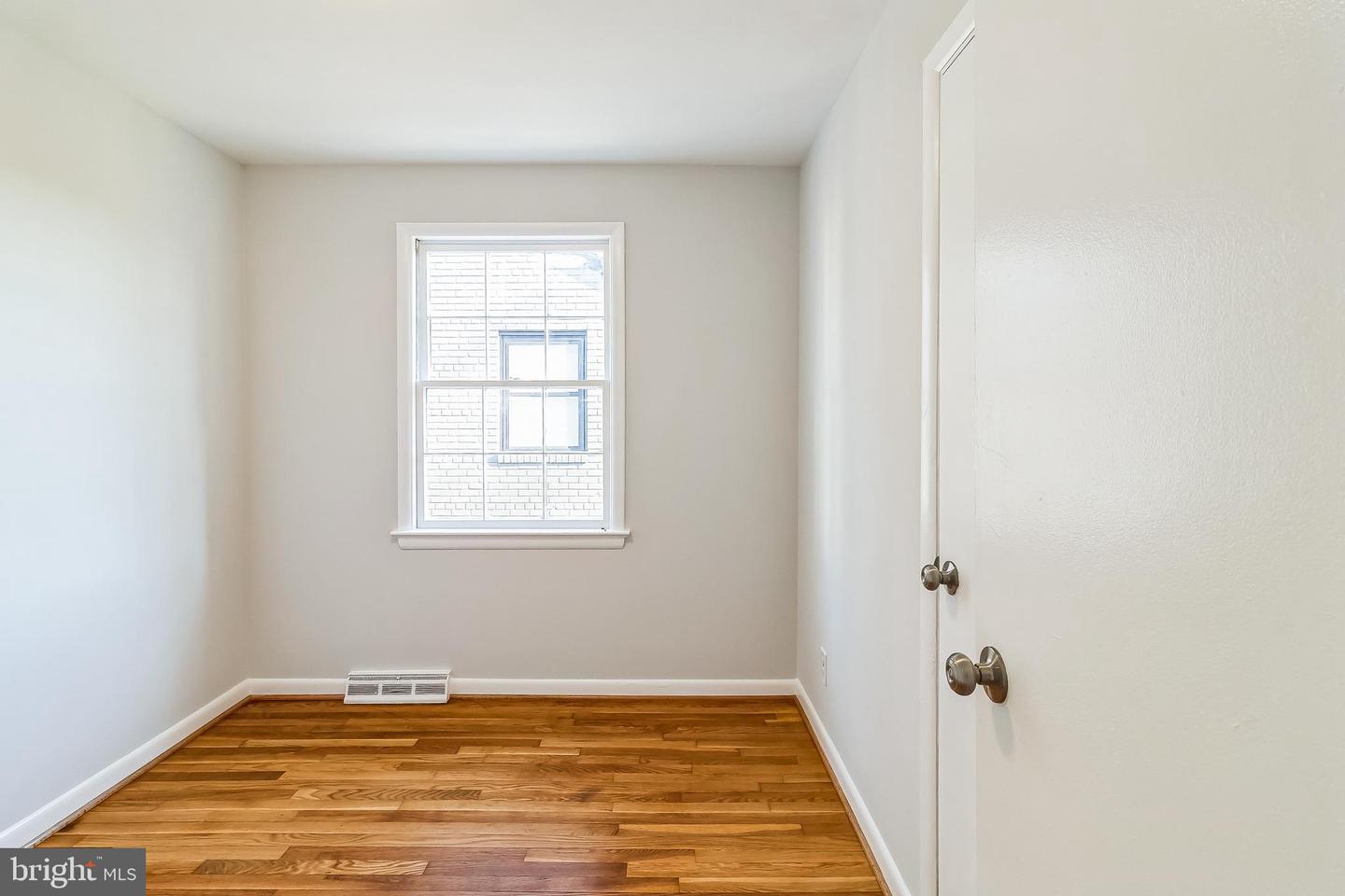 3829 ELBERT AVE, ALEXANDRIA, Virginia 22305, 3 Bedrooms Bedrooms, ,1 BathroomBathrooms,Residential,For sale,3829 ELBERT AVE,VAAX2040156 MLS # VAAX2040156