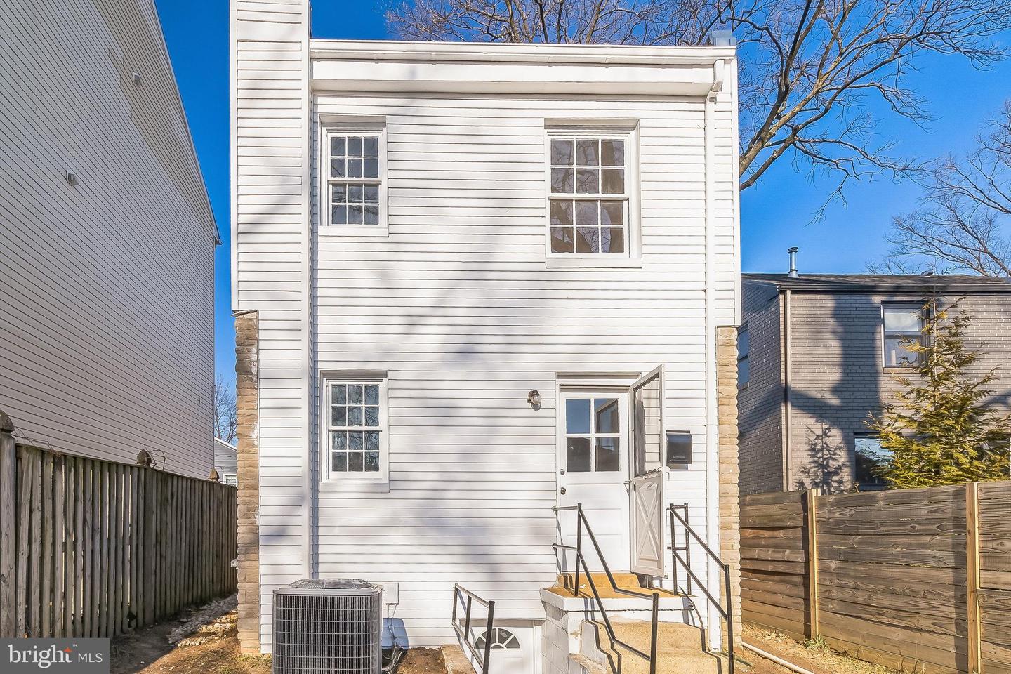 3829 ELBERT AVE, ALEXANDRIA, Virginia 22305, 3 Bedrooms Bedrooms, ,1 BathroomBathrooms,Residential,For sale,3829 ELBERT AVE,VAAX2040156 MLS # VAAX2040156