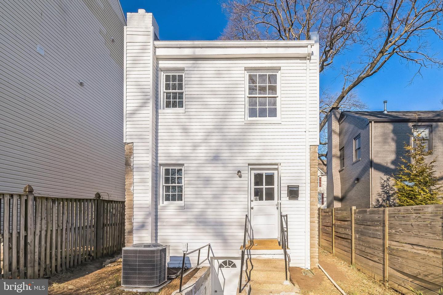 3829 ELBERT AVE, ALEXANDRIA, Virginia 22305, 3 Bedrooms Bedrooms, ,1 BathroomBathrooms,Residential,For sale,3829 ELBERT AVE,VAAX2040156 MLS # VAAX2040156