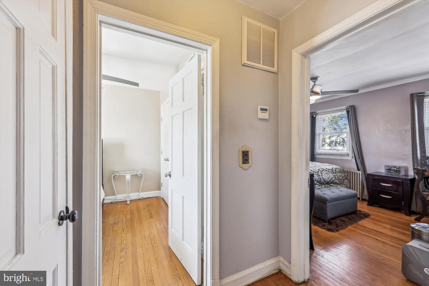 521 N PAYNE ST, ALEXANDRIA, Virginia 22314, 3 Bedrooms Bedrooms, ,2 BathroomsBathrooms,Residential,For sale,521 N PAYNE ST,VAAX2040330 MLS # VAAX2040330