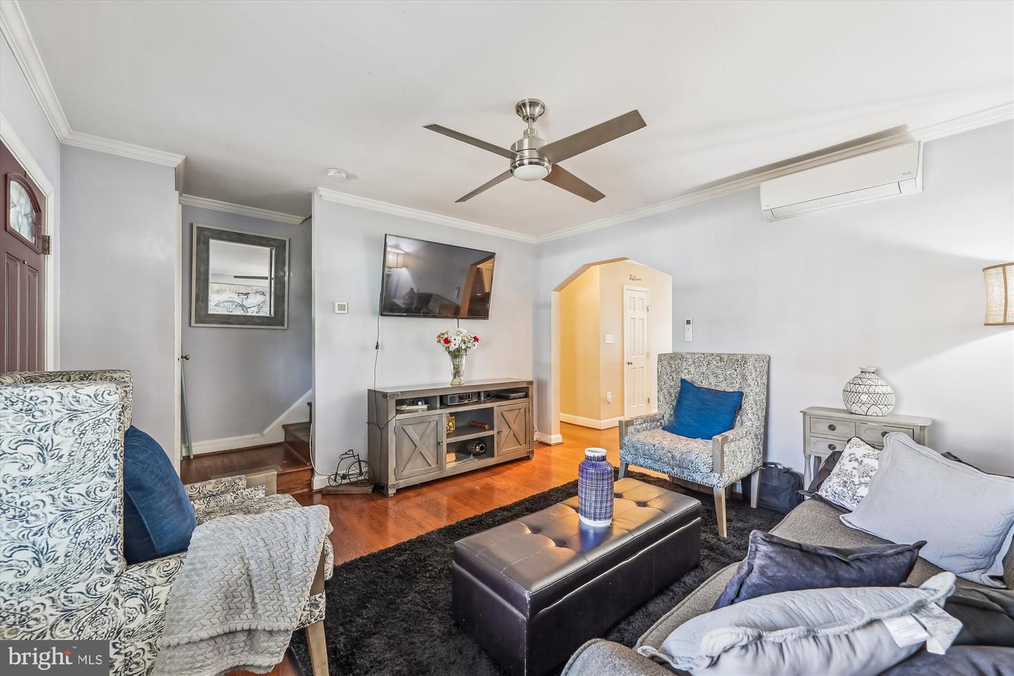 521 N PAYNE ST, ALEXANDRIA, Virginia 22314, 3 Bedrooms Bedrooms, ,2 BathroomsBathrooms,Residential,For sale,521 N PAYNE ST,VAAX2040330 MLS # VAAX2040330