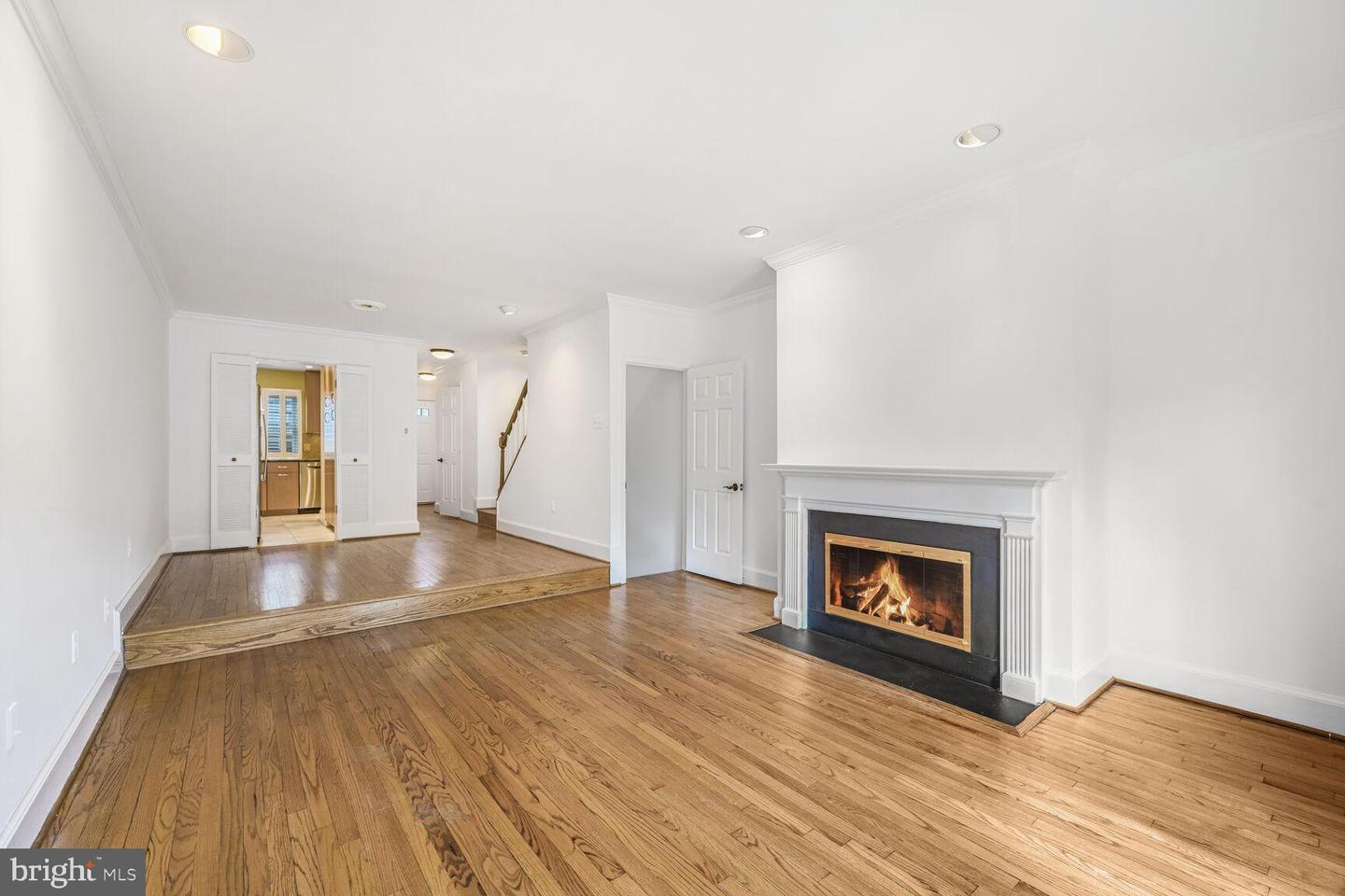 5310 CONNECTICUT AVE NW #2, WASHINGTON, District Of Columbia 20015, 3 Bedrooms Bedrooms, ,3 BathroomsBathrooms,Residential,For sale,5310 CONNECTICUT AVE NW #2,DCDC2174804 MLS # DCDC2174804