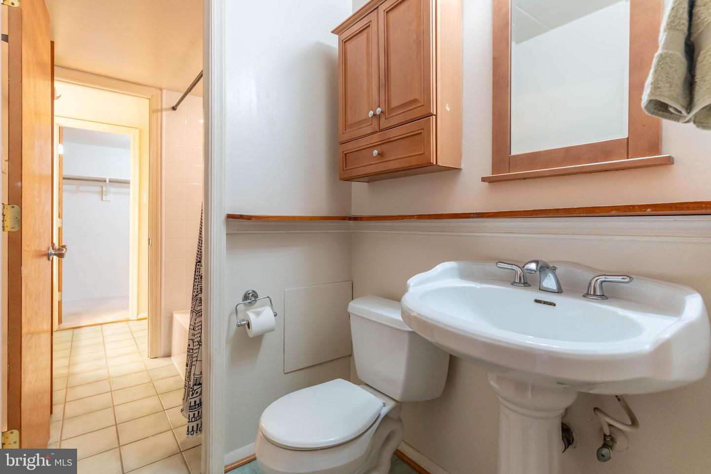 2636 WAGON DR #1D, ALEXANDRIA, Virginia 22303, 3 Bedrooms Bedrooms, ,1 BathroomBathrooms,Residential,For sale,2636 WAGON DR #1D,VAFX2219290 MLS # VAFX2219290