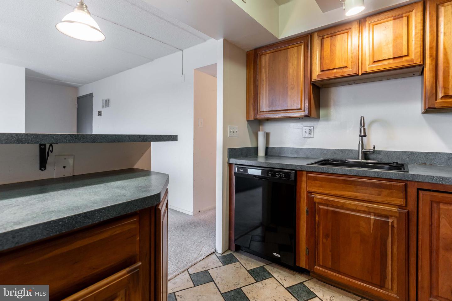 2636 WAGON DR #1D, ALEXANDRIA, Virginia 22303, 3 Bedrooms Bedrooms, ,1 BathroomBathrooms,Residential,For sale,2636 WAGON DR #1D,VAFX2219290 MLS # VAFX2219290