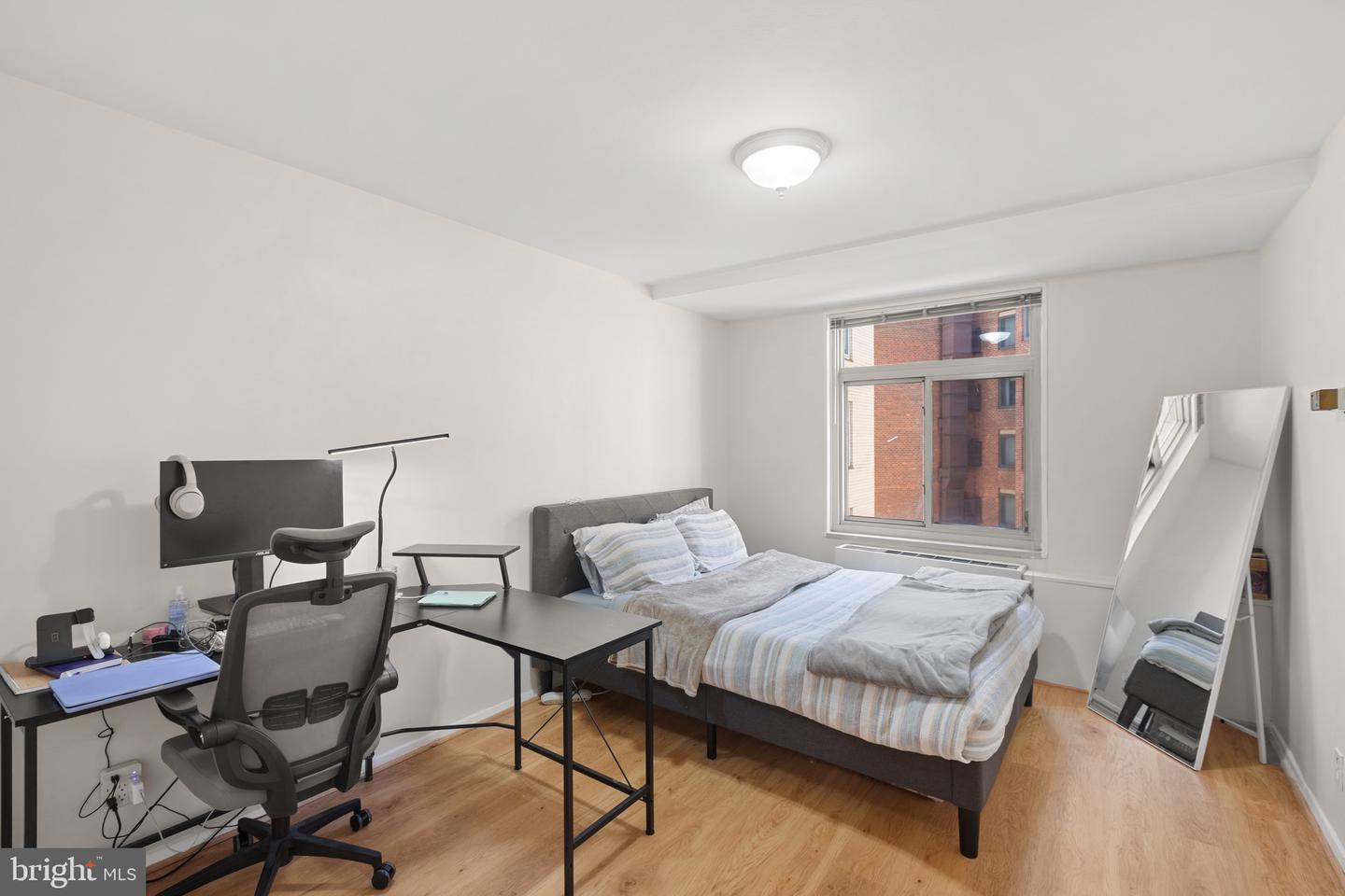 2401 H ST NW #512, WASHINGTON, District Of Columbia 20037, 1 Bedroom Bedrooms, ,1 BathroomBathrooms,Residential,For sale,2401 H ST NW #512,DCDC2176228 MLS # DCDC2176228