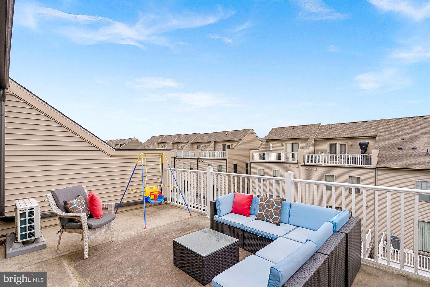 1036 CANTINA TER SE, LEESBURG, Virginia 20175, 4 Bedrooms Bedrooms, ,3 BathroomsBathrooms,Residential,For sale,1036 CANTINA TER SE,VALO2087790 MLS # VALO2087790