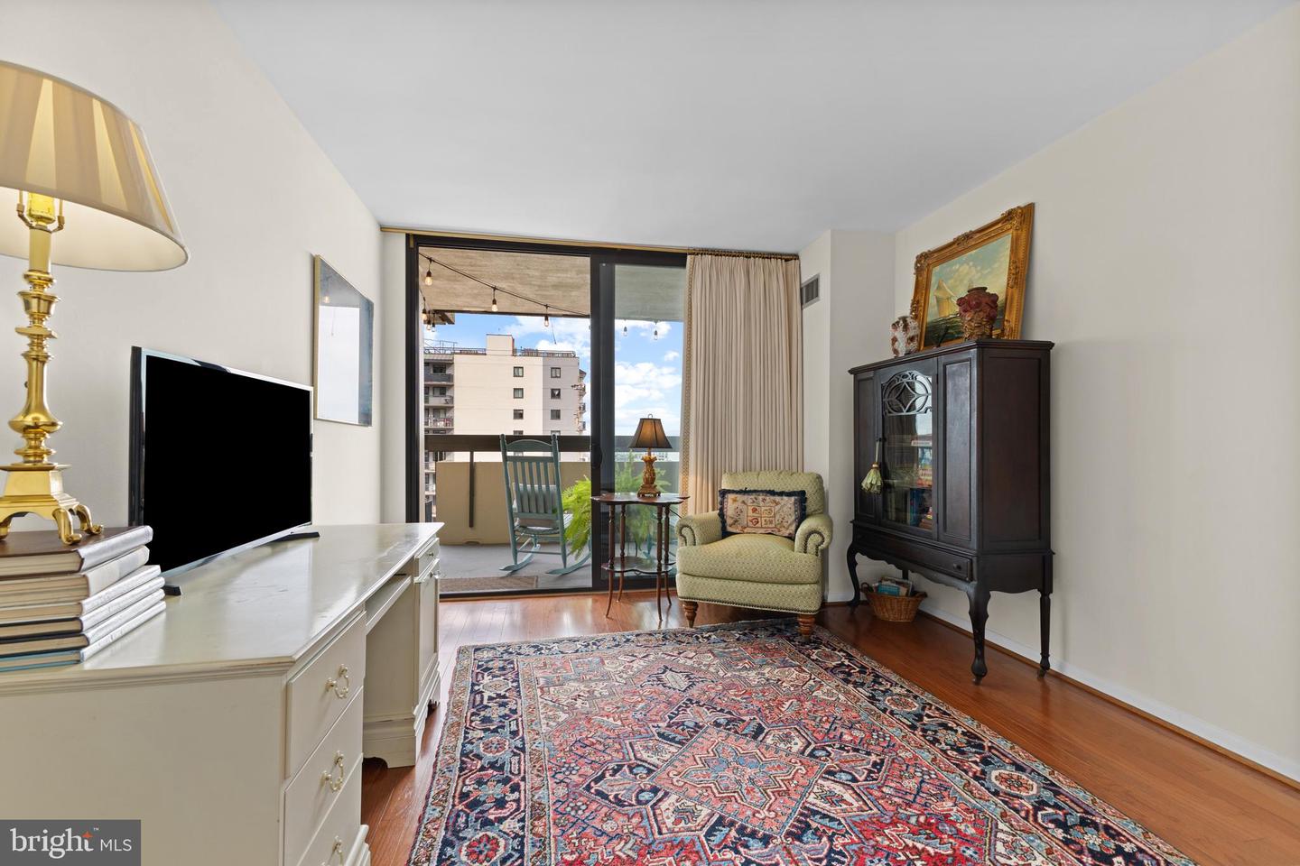 400 MADISON ST #1307, ALEXANDRIA, Virginia 22314, 2 Bedrooms Bedrooms, ,2 BathroomsBathrooms,Residential,For sale,400 MADISON ST #1307,VAAX2041950 MLS # VAAX2041950