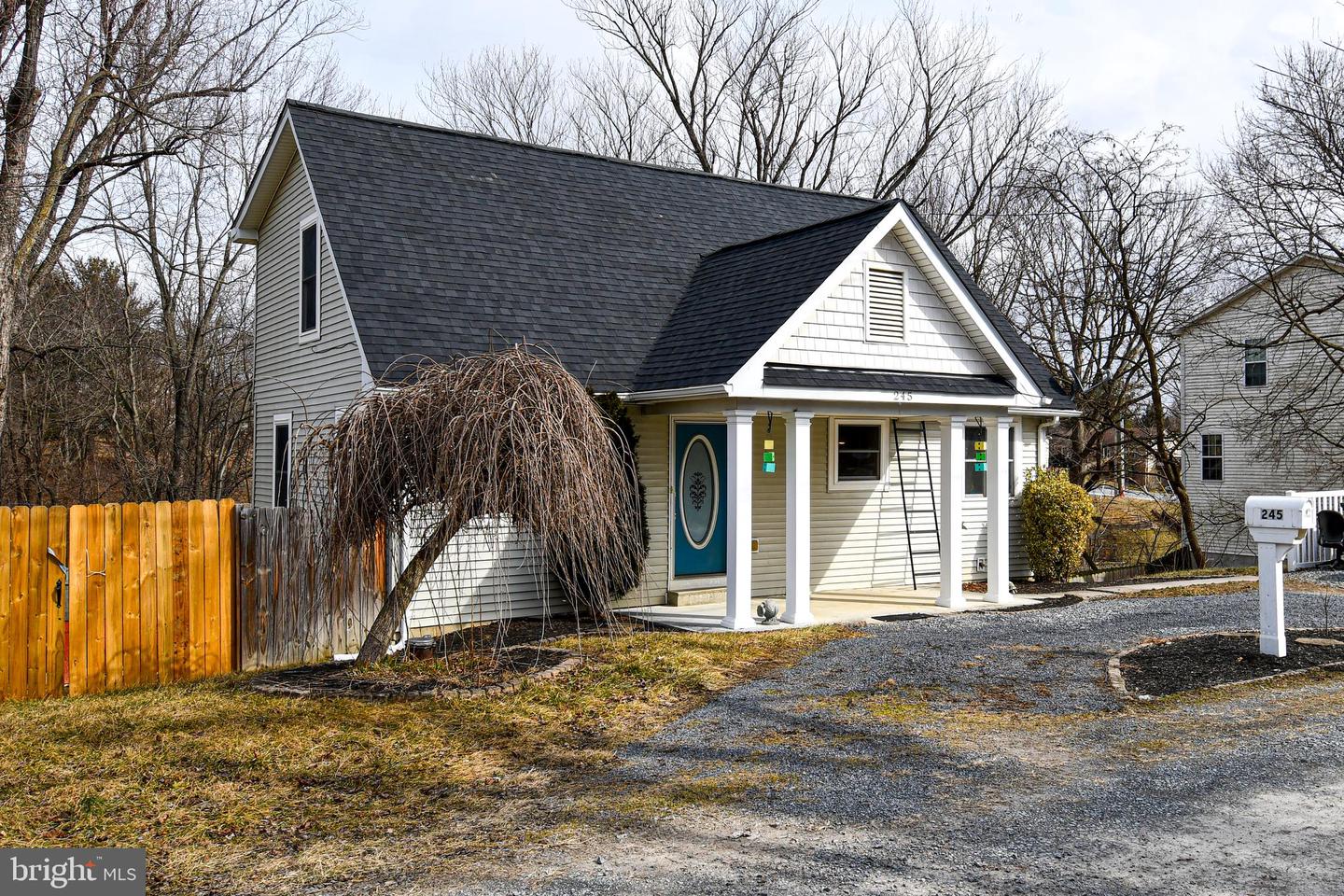 245 MASON ST, WINCHESTER, Virginia 22602, 4 Bedrooms Bedrooms, ,3 BathroomsBathrooms,Residential,For sale,245 MASON ST,VAFV2024454 MLS # VAFV2024454