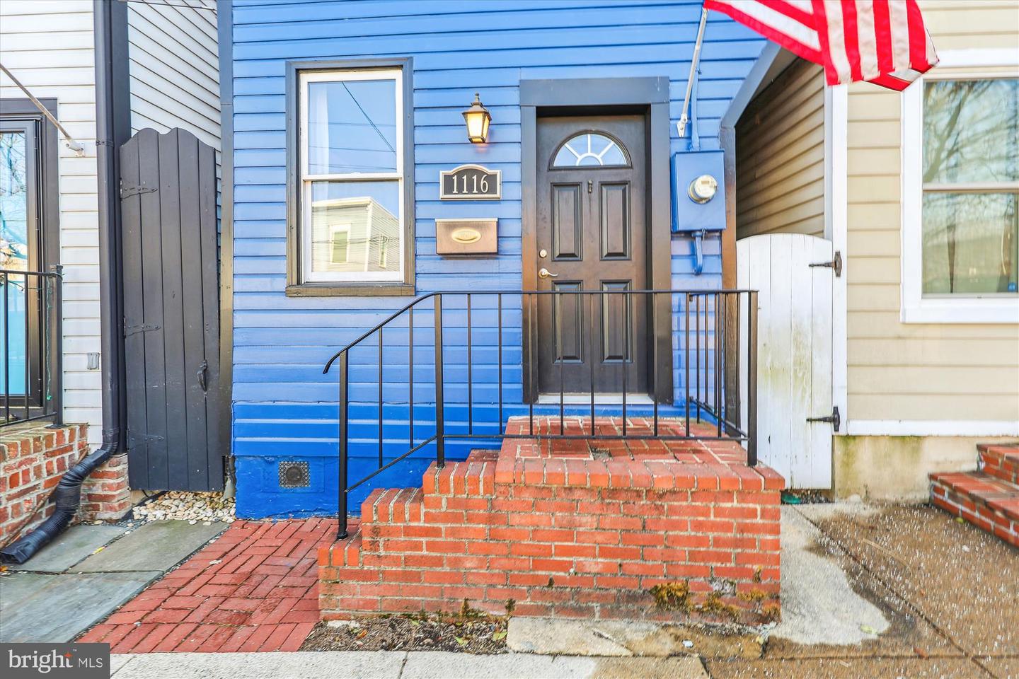 1116 PRINCESS ST, ALEXANDRIA, Virginia 22314, 2 Bedrooms Bedrooms, ,1 BathroomBathrooms,Residential,For sale,1116 PRINCESS ST,VAAX2041970 MLS # VAAX2041970