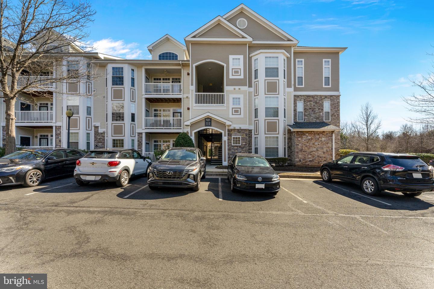 505 SUNSET VIEW TER SE #106, LEESBURG, Virginia 20175, 2 Bedrooms Bedrooms, ,2 BathroomsBathrooms,Residential,For sale,505 SUNSET VIEW TER SE #106,VALO2089336 MLS # VALO2089336