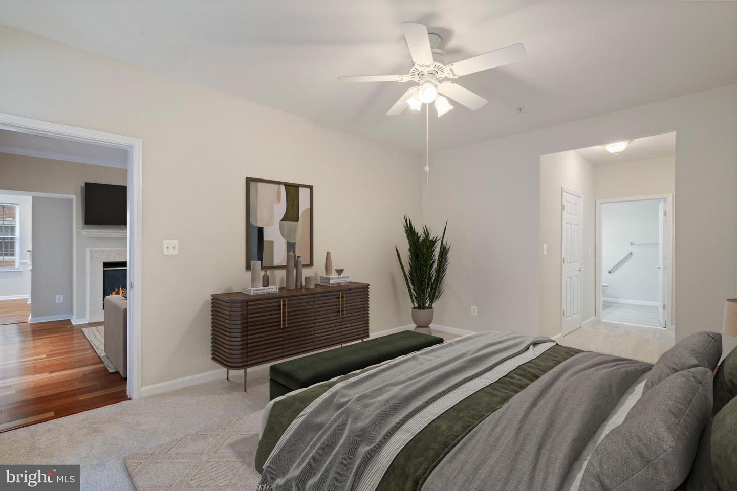 20751 ROYAL PALACE SQ #104, STERLING, Virginia 20165, 3 Bedrooms Bedrooms, ,2 BathroomsBathrooms,Residential,For sale,20751 ROYAL PALACE SQ #104,VALO2089344 MLS # VALO2089344