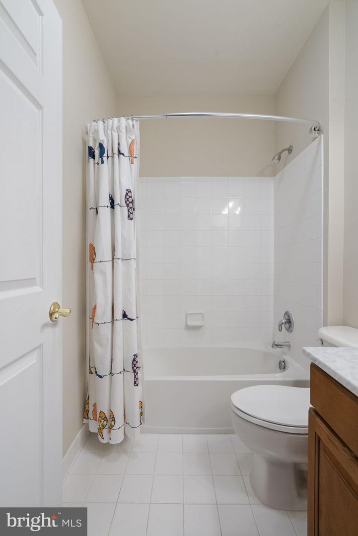 20751 ROYAL PALACE SQ #104, STERLING, Virginia 20165, 3 Bedrooms Bedrooms, ,2 BathroomsBathrooms,Residential,For sale,20751 ROYAL PALACE SQ #104,VALO2089344 MLS # VALO2089344