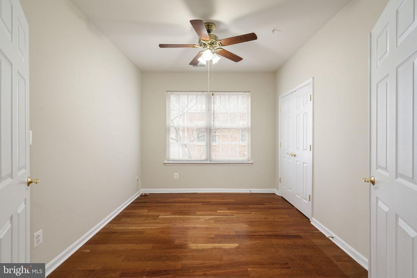 20751 ROYAL PALACE SQ #104, STERLING, Virginia 20165, 3 Bedrooms Bedrooms, ,2 BathroomsBathrooms,Residential,For sale,20751 ROYAL PALACE SQ #104,VALO2089344 MLS # VALO2089344