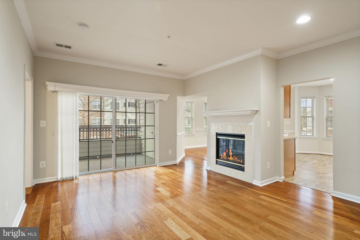 20751 ROYAL PALACE SQ #104, STERLING, Virginia 20165, 3 Bedrooms Bedrooms, ,2 BathroomsBathrooms,Residential,For sale,20751 ROYAL PALACE SQ #104,VALO2089344 MLS # VALO2089344