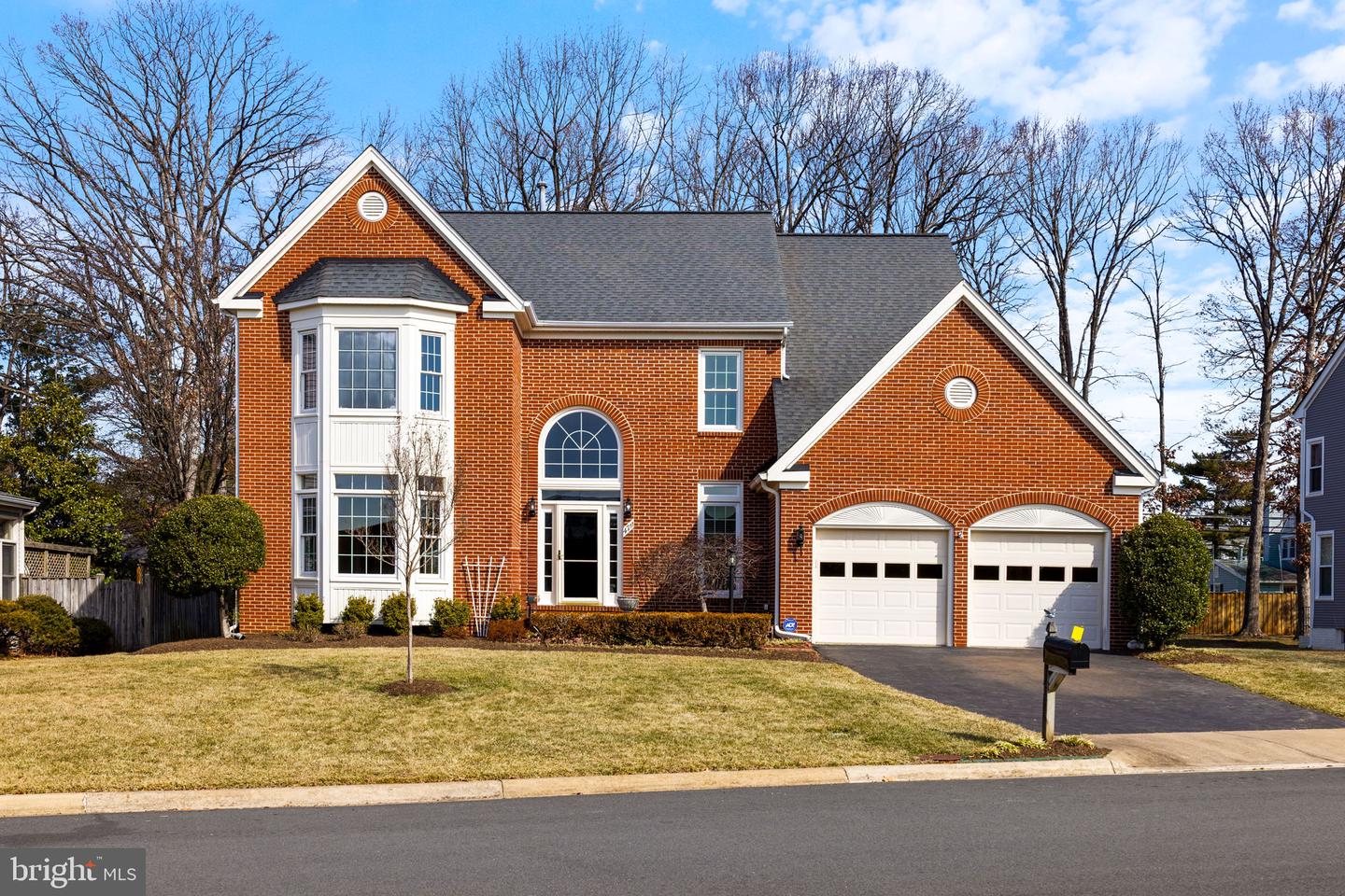 4711 RIPPLING POND DR, FAIRFAX, Virginia 22033, 5 Bedrooms Bedrooms, ,4 BathroomsBathrooms,Residential,For sale,4711 RIPPLING POND DR,VAFX2223074 MLS # VAFX2223074