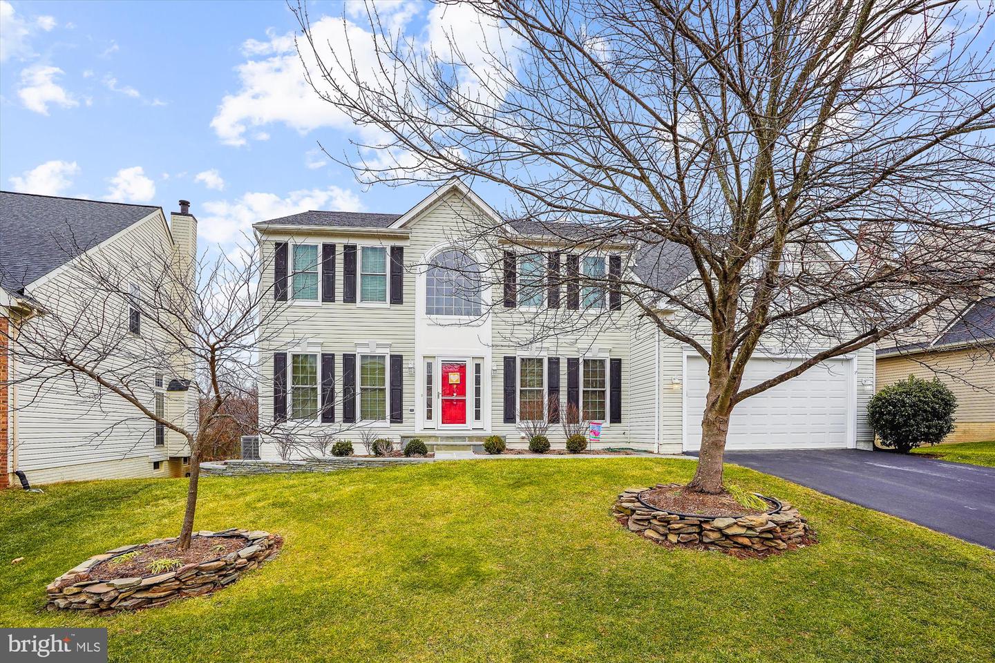 20702 POMEROY CT, ASHBURN, Virginia 20147, 4 Bedrooms Bedrooms, ,5 BathroomsBathrooms,Residential,For sale,20702 POMEROY CT,VALO2089400 MLS # VALO2089400