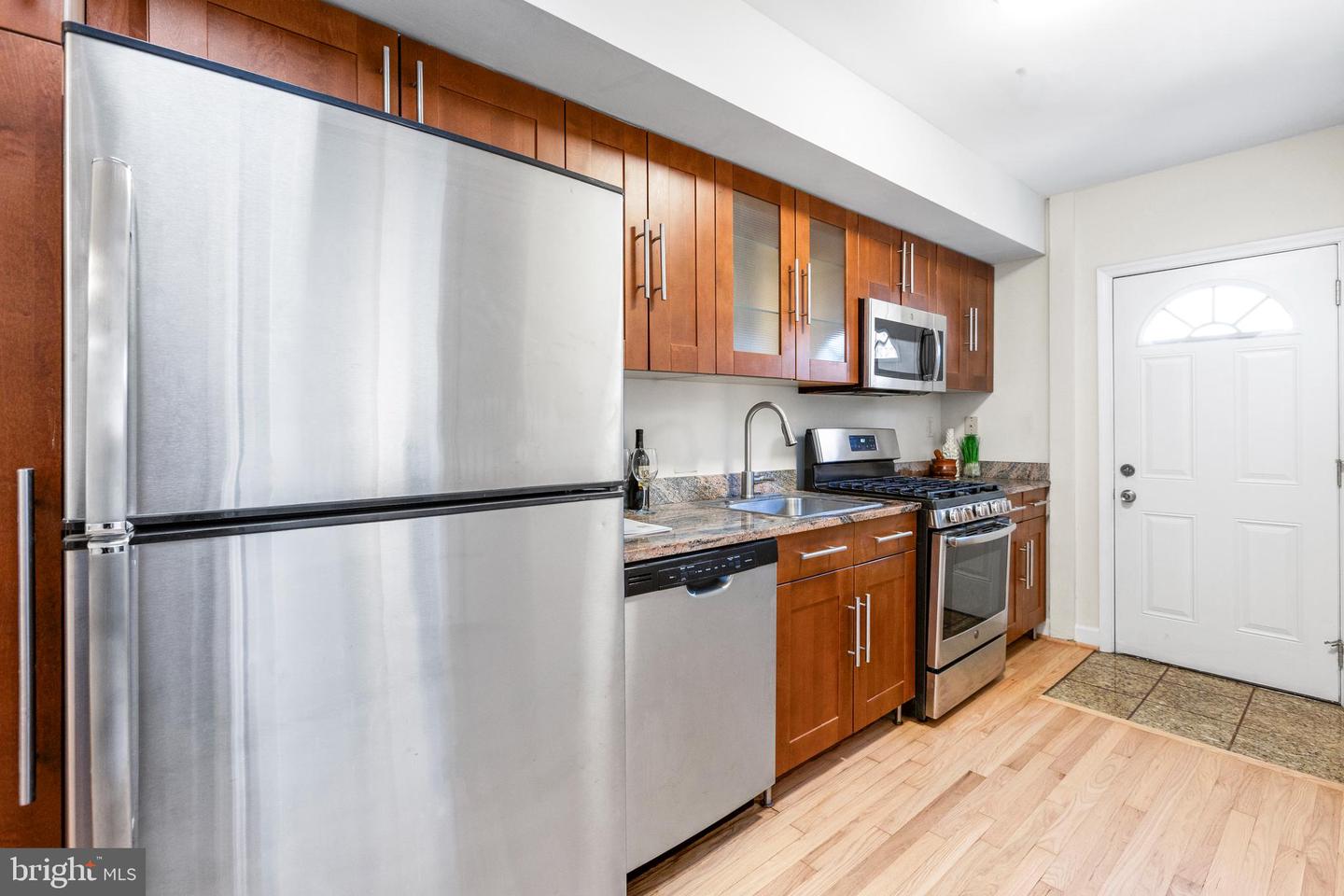 1229 18TH ST NE #201, WASHINGTON, District Of Columbia 20002, 2 Bedrooms Bedrooms, ,1 BathroomBathrooms,Residential,For sale,1229 18TH ST NE #201,DCDC2186626 MLS # DCDC2186626