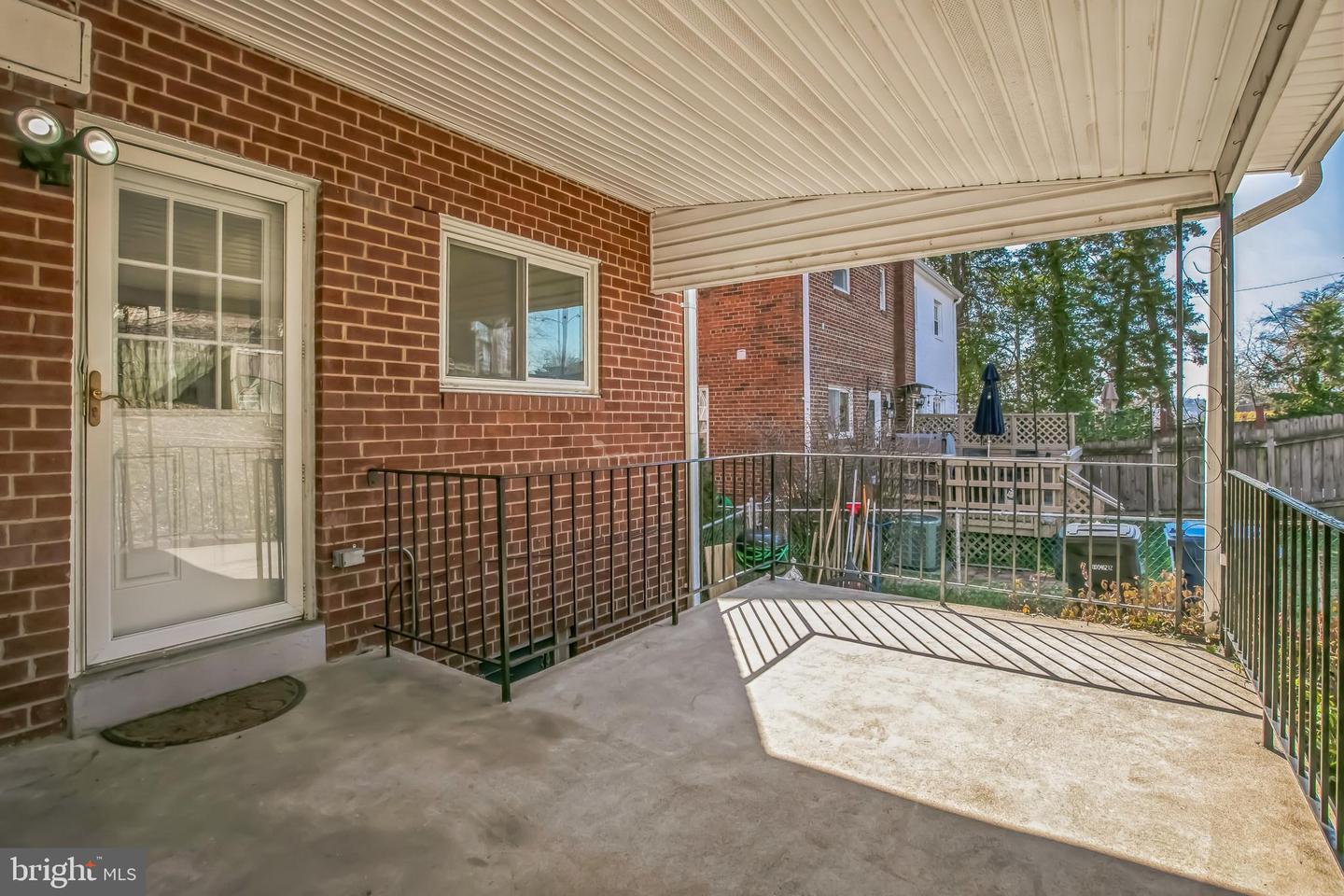 44 W TAYLOR RUN PKWY, ALEXANDRIA, Virginia 22314, 3 Bedrooms Bedrooms, ,1 BathroomBathrooms,Residential,For sale,44 W TAYLOR RUN PKWY,VAAX2042146 MLS # VAAX2042146