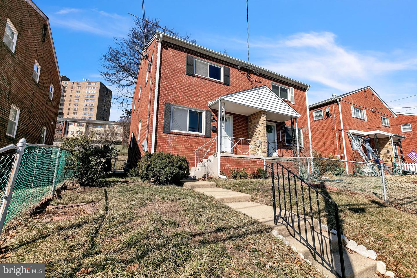 44 W TAYLOR RUN PKWY, ALEXANDRIA, Virginia 22314, 3 Bedrooms Bedrooms, ,1 BathroomBathrooms,Residential,For sale,44 W TAYLOR RUN PKWY,VAAX2042146 MLS # VAAX2042146