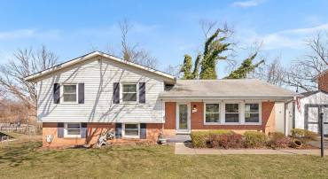 610 W MAPLE AVE W, STERLING, Virginia 20164, 3 Bedrooms Bedrooms, ,2 BathroomsBathrooms,Residential,For sale,610 W MAPLE AVE W,VALO2089742 MLS # VALO2089742