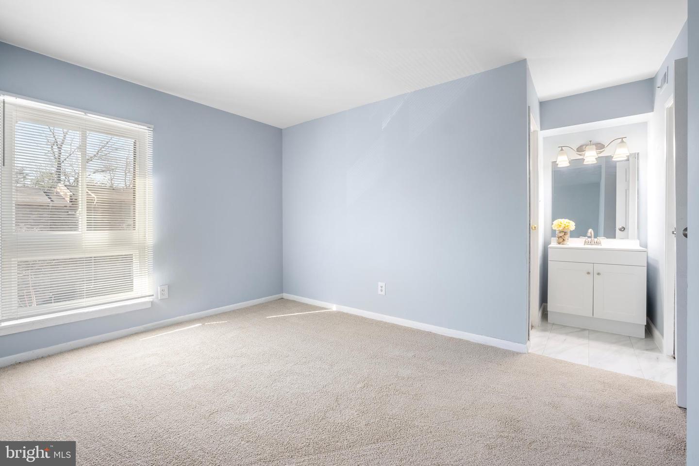 2335 FREETOWN CT ##21C, RESTON, Virginia 20191, 3 Bedrooms Bedrooms, ,1 BathroomBathrooms,Residential,For sale,2335 FREETOWN CT ##21C,VAFX2224072 MLS # VAFX2224072