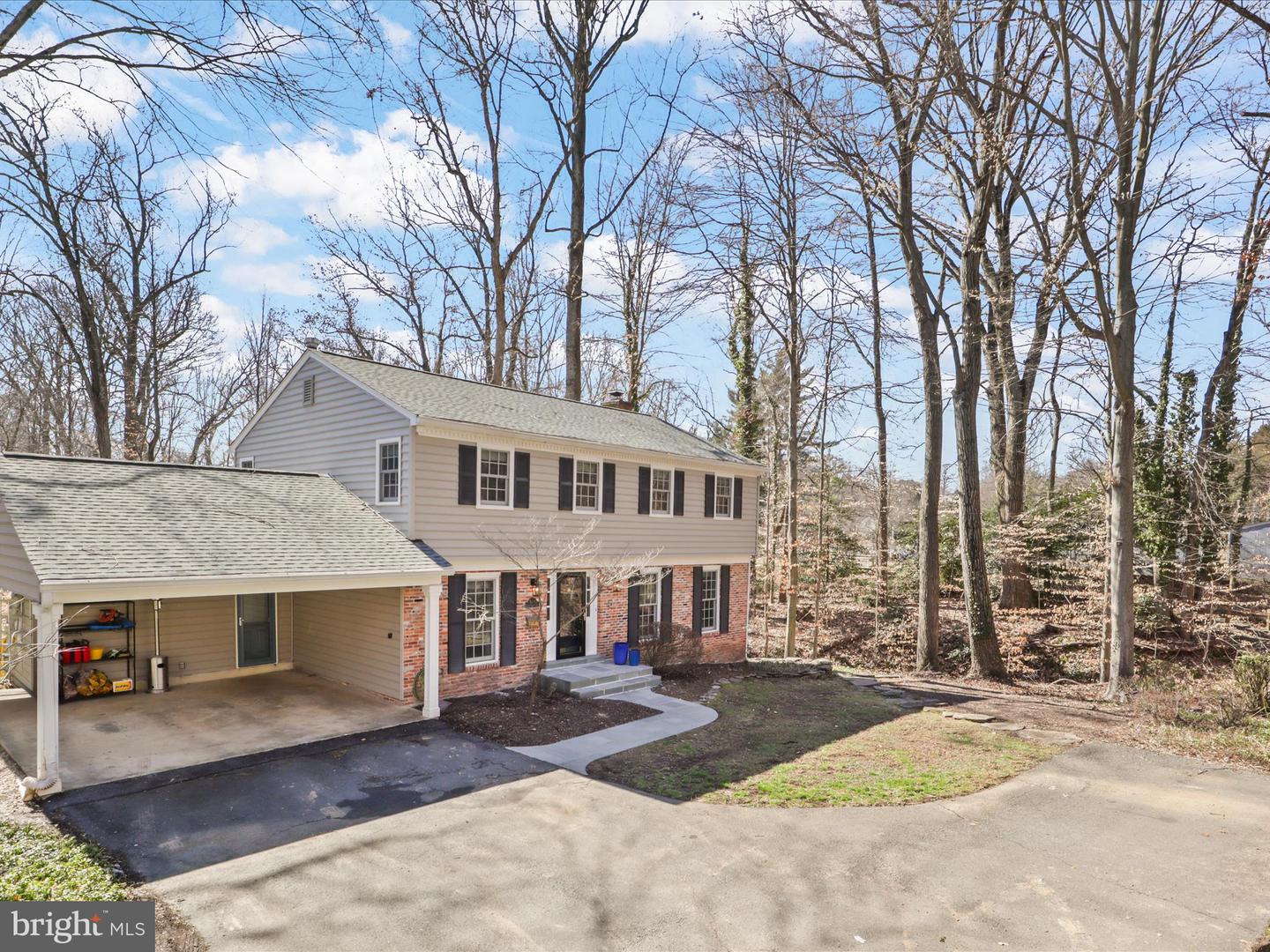 4614 QUARTER CHARGE DR, ANNANDALE, Virginia 22003, 5 Bedrooms Bedrooms, 16 Rooms Rooms,3 BathroomsBathrooms,Residential,For sale,4614 QUARTER CHARGE DR,VAFX2224304 MLS # VAFX2224304