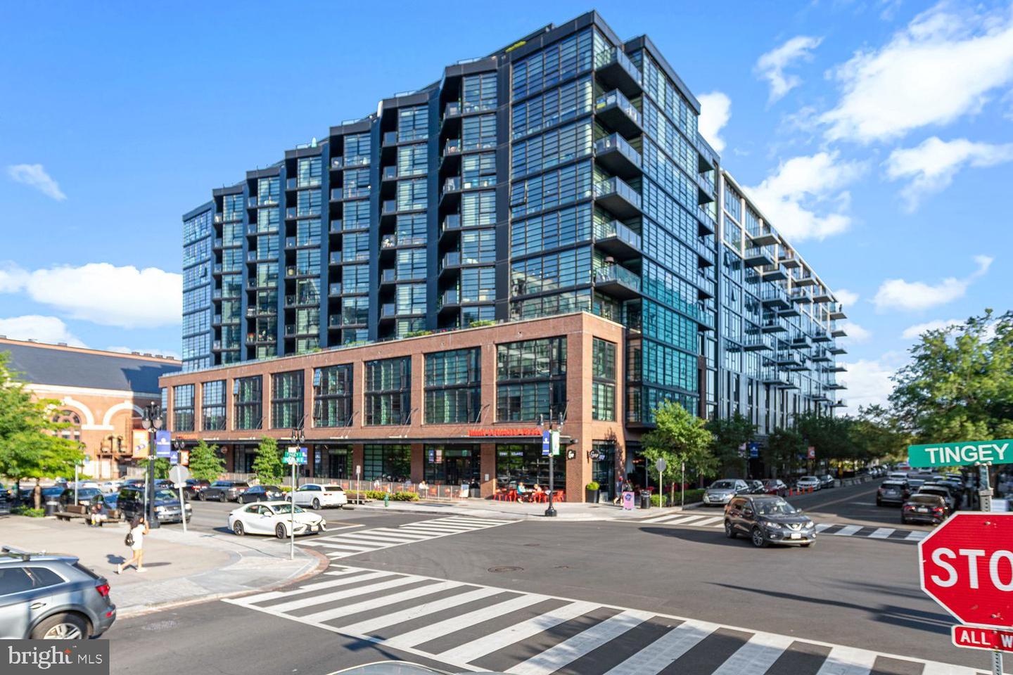1300 4TH ST SE #309, WASHINGTON, District Of Columbia 20003, 2 Bedrooms Bedrooms, ,2 BathroomsBathrooms,Residential,For sale,1300 4TH ST SE #309,DCDC2187212 MLS # DCDC2187212