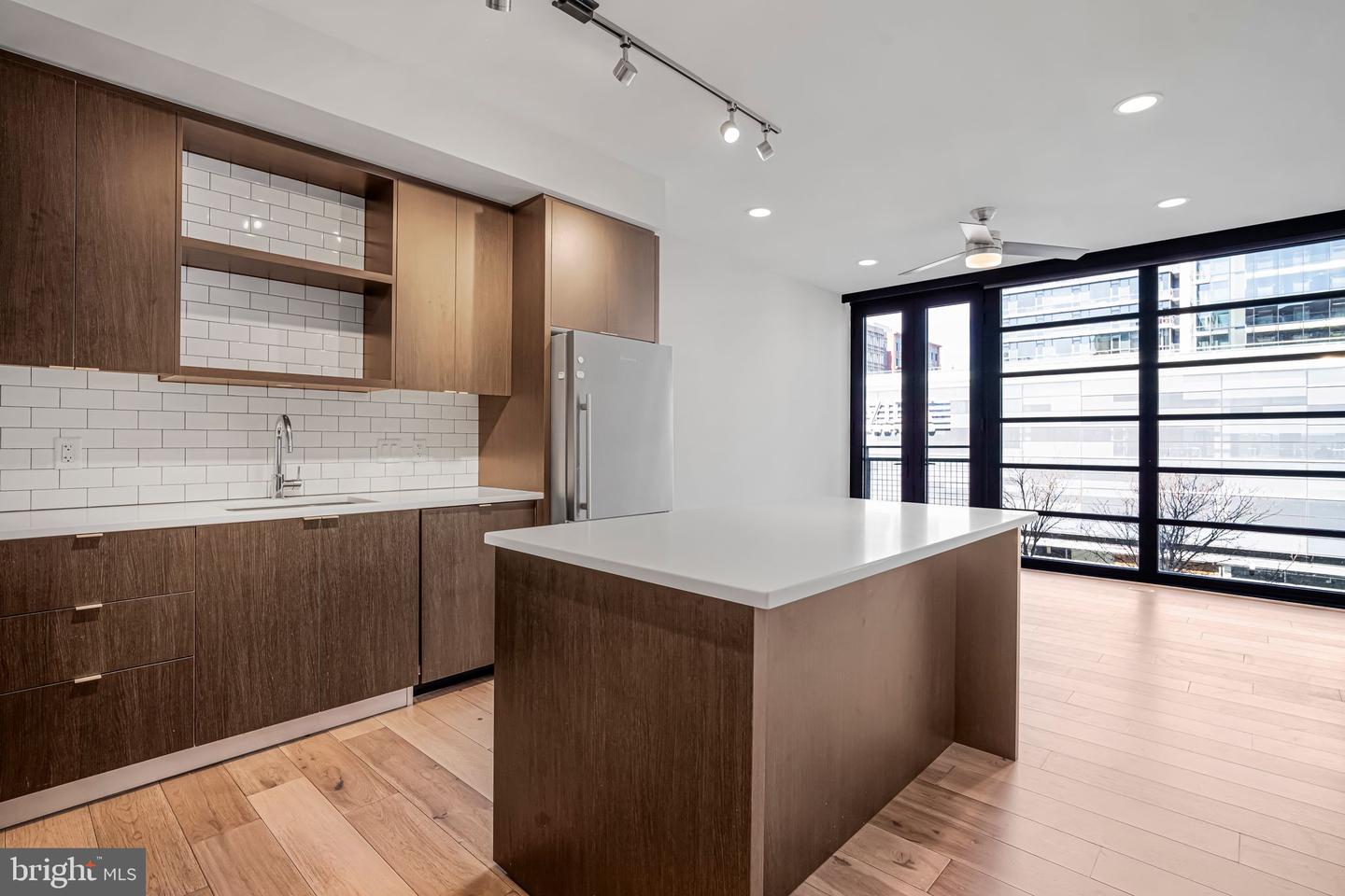1300 4TH ST SE #309, WASHINGTON, District Of Columbia 20003, 2 Bedrooms Bedrooms, ,2 BathroomsBathrooms,Residential,For sale,1300 4TH ST SE #309,DCDC2187212 MLS # DCDC2187212
