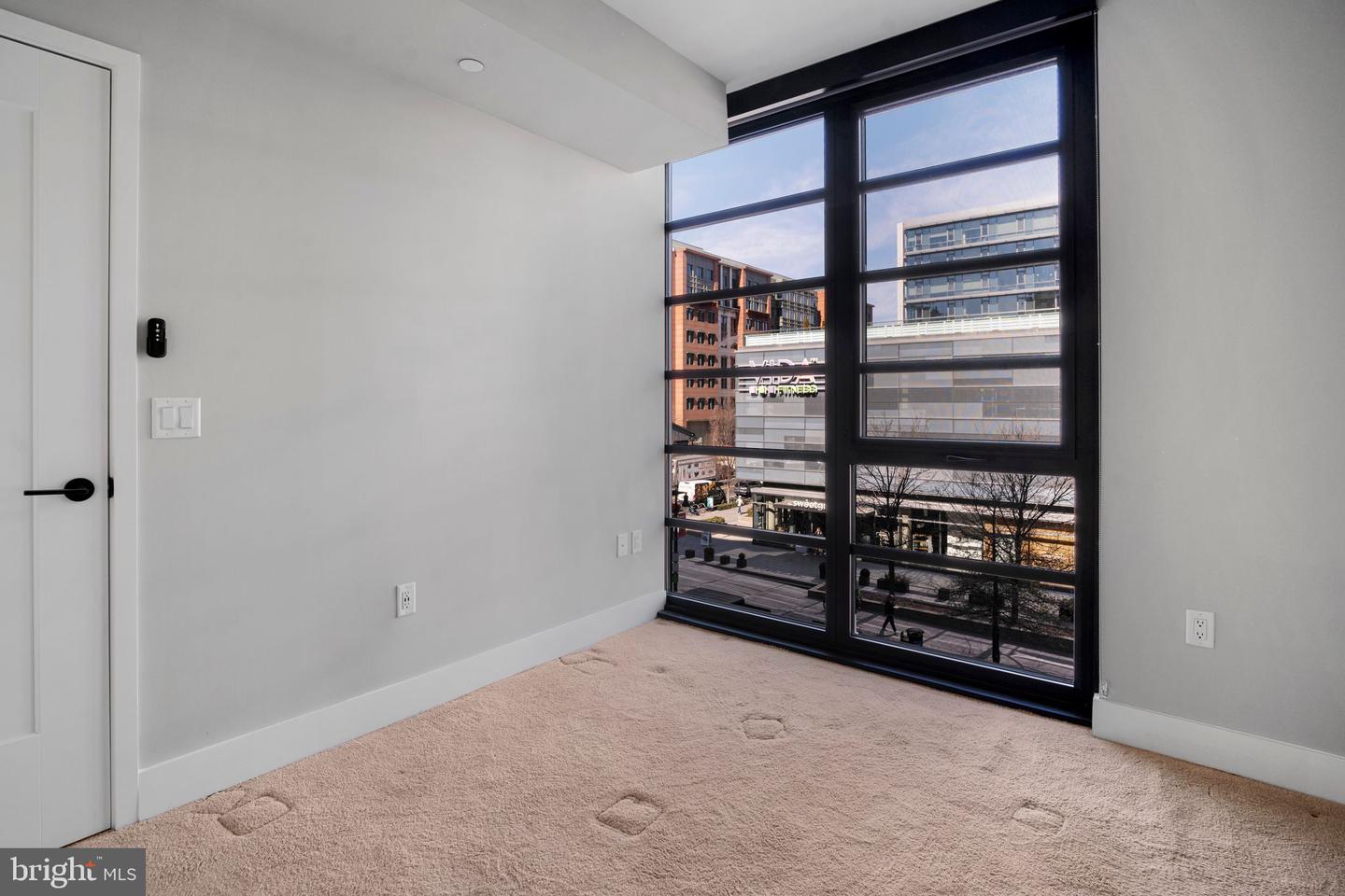 1300 4TH ST SE #309, WASHINGTON, District Of Columbia 20003, 2 Bedrooms Bedrooms, ,2 BathroomsBathrooms,Residential,For sale,1300 4TH ST SE #309,DCDC2187212 MLS # DCDC2187212