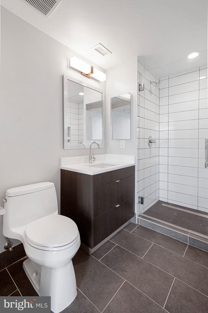 1300 4TH ST SE #309, WASHINGTON, District Of Columbia 20003, 2 Bedrooms Bedrooms, ,2 BathroomsBathrooms,Residential,For sale,1300 4TH ST SE #309,DCDC2187212 MLS # DCDC2187212