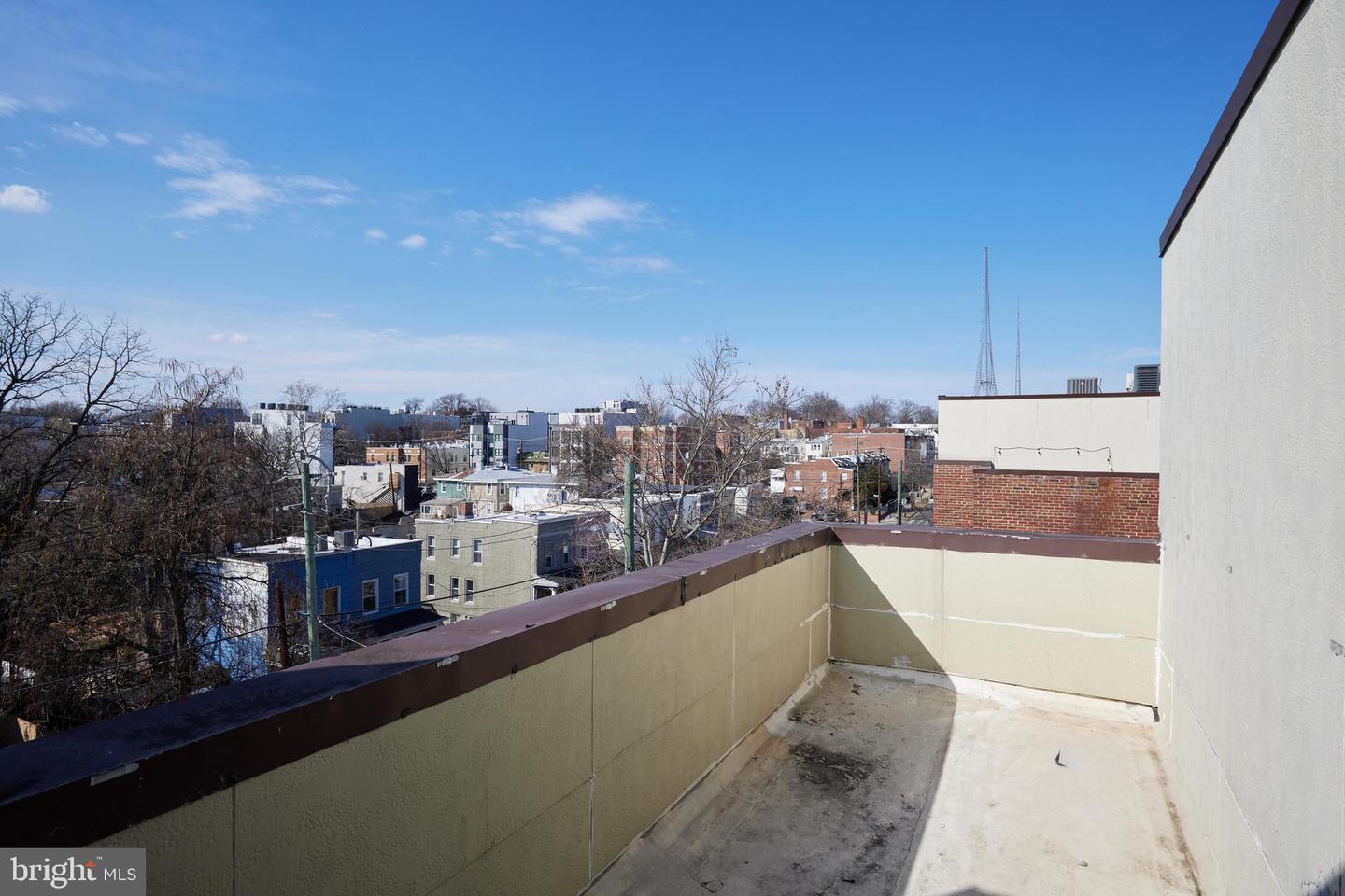 5401 9TH ST NW #301, WASHINGTON, District Of Columbia 20011, 2 Bedrooms Bedrooms, ,2 BathroomsBathrooms,Residential,For sale,5401 9TH ST NW #301,DCDC2171596 MLS # DCDC2171596