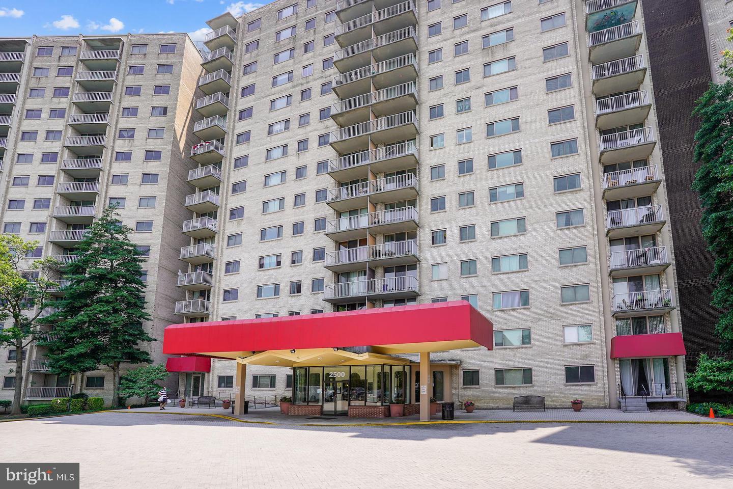 2500 VAN DORN ST N #1128, ALEXANDRIA, Virginia 22302, 3 Bedrooms Bedrooms, ,2 BathroomsBathrooms,Residential,For sale,2500 VAN DORN ST N #1128,VAAX2040772 MLS # VAAX2040772