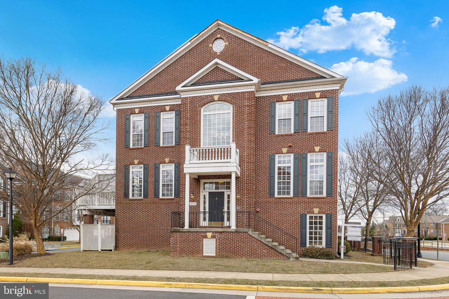 10543 SCHOOL ST, FAIRFAX, Virginia 22030, 4 Bedrooms Bedrooms, ,3 BathroomsBathrooms,Residential,For sale,10543 SCHOOL ST,VAFC2005772 MLS # VAFC2005772