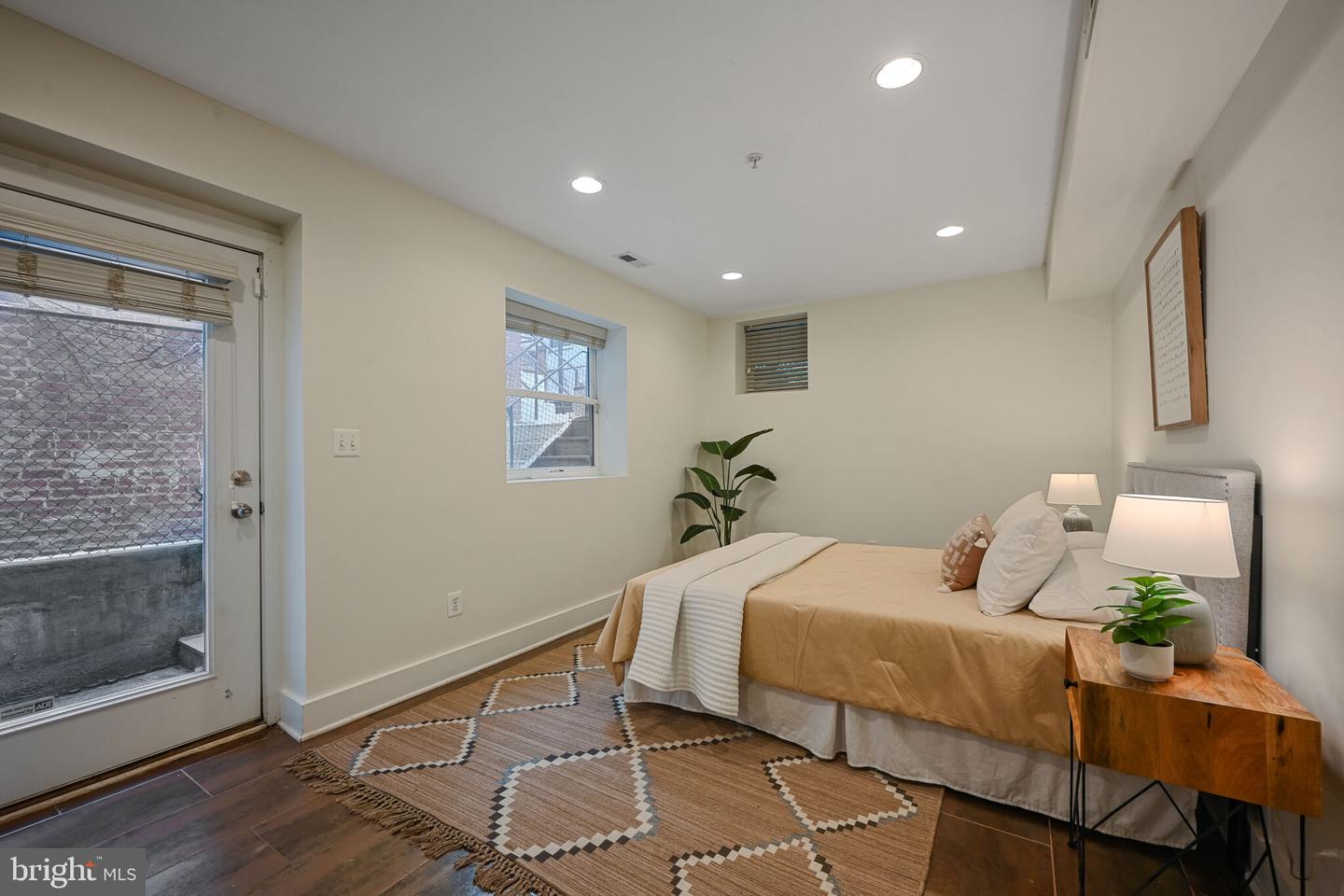 1241 KENYON ST NW #1, WASHINGTON, District Of Columbia 20010, 2 Bedrooms Bedrooms, ,2 BathroomsBathrooms,Residential,For sale,1241 KENYON ST NW #1,DCDC2186610 MLS # DCDC2186610