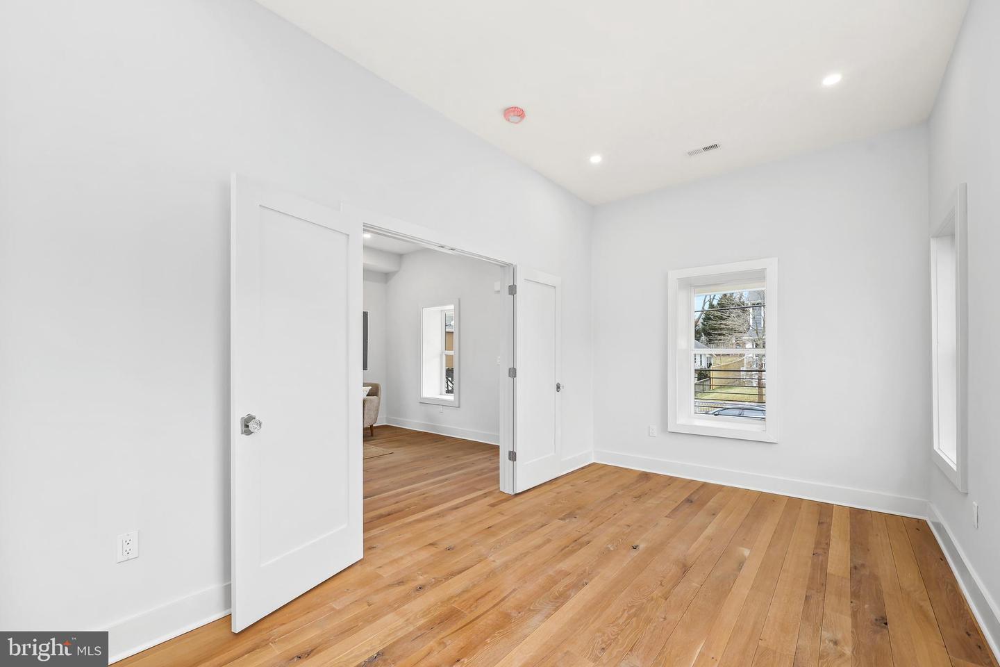 1713 N CAMERON ST, ARLINGTON, Virginia 22207, 6 Bedrooms Bedrooms, ,7 BathroomsBathrooms,Residential,For sale,1713 N CAMERON ST,VAAR2053866 MLS # VAAR2053866