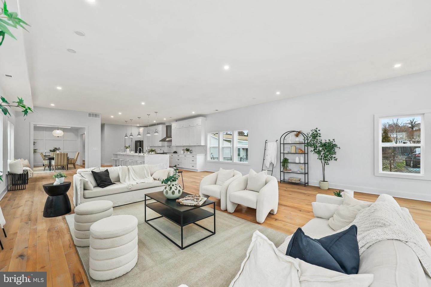 1713 N CAMERON ST, ARLINGTON, Virginia 22207, 6 Bedrooms Bedrooms, ,7 BathroomsBathrooms,Residential,For sale,1713 N CAMERON ST,VAAR2053866 MLS # VAAR2053866