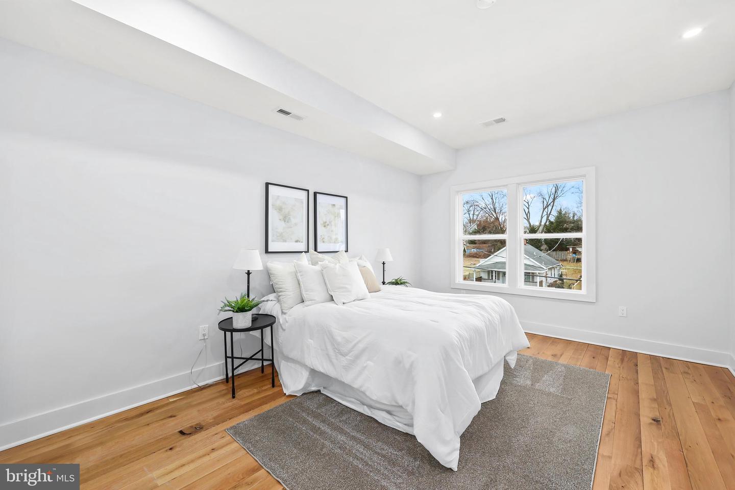 1713 N CAMERON ST, ARLINGTON, Virginia 22207, 6 Bedrooms Bedrooms, ,7 BathroomsBathrooms,Residential,For sale,1713 N CAMERON ST,VAAR2053866 MLS # VAAR2053866