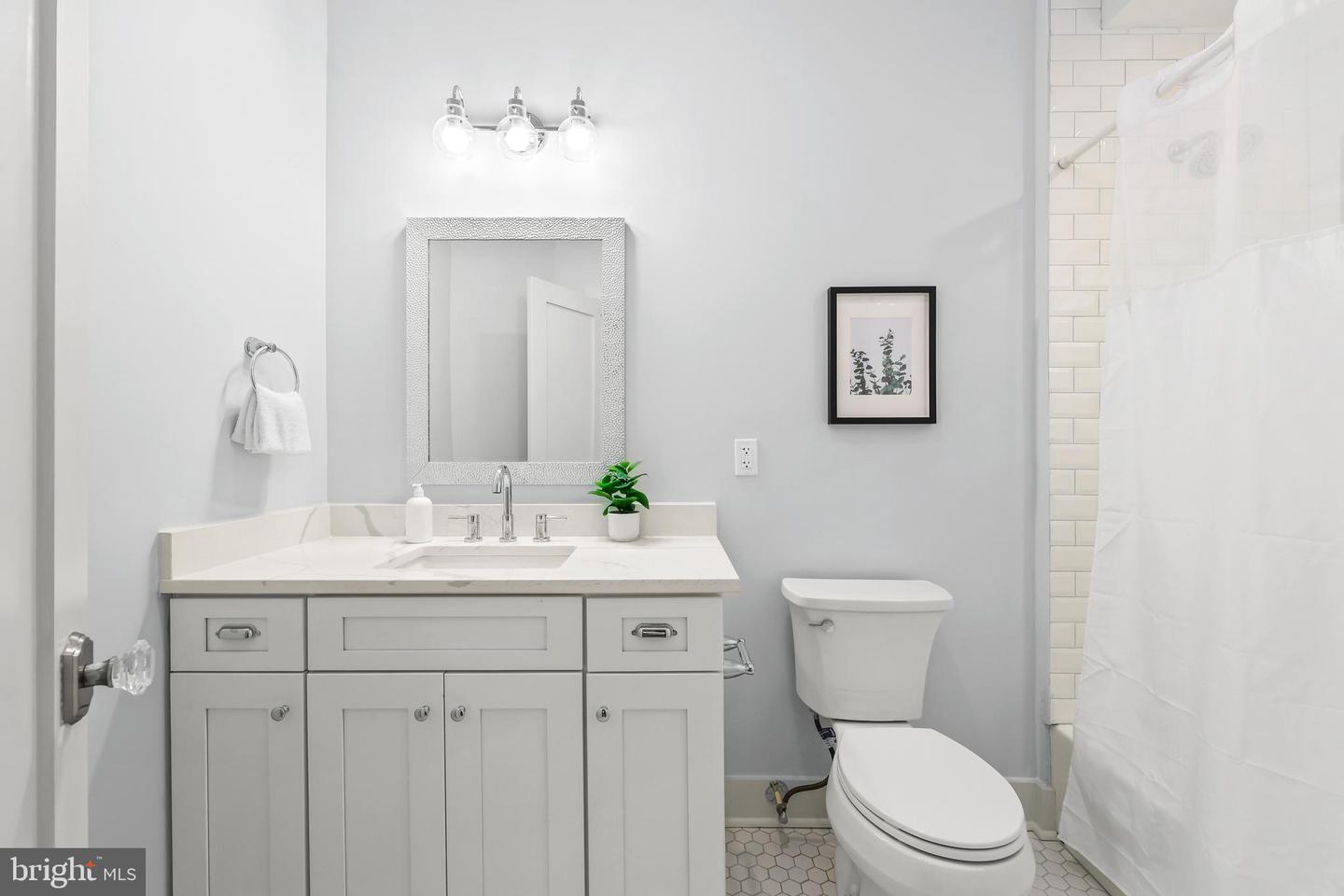 1713 N CAMERON ST, ARLINGTON, Virginia 22207, 6 Bedrooms Bedrooms, ,7 BathroomsBathrooms,Residential,For sale,1713 N CAMERON ST,VAAR2053866 MLS # VAAR2053866