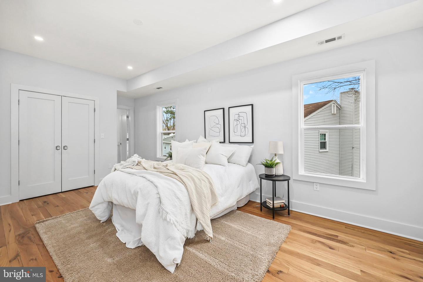 1713 N CAMERON ST, ARLINGTON, Virginia 22207, 6 Bedrooms Bedrooms, ,7 BathroomsBathrooms,Residential,For sale,1713 N CAMERON ST,VAAR2053866 MLS # VAAR2053866