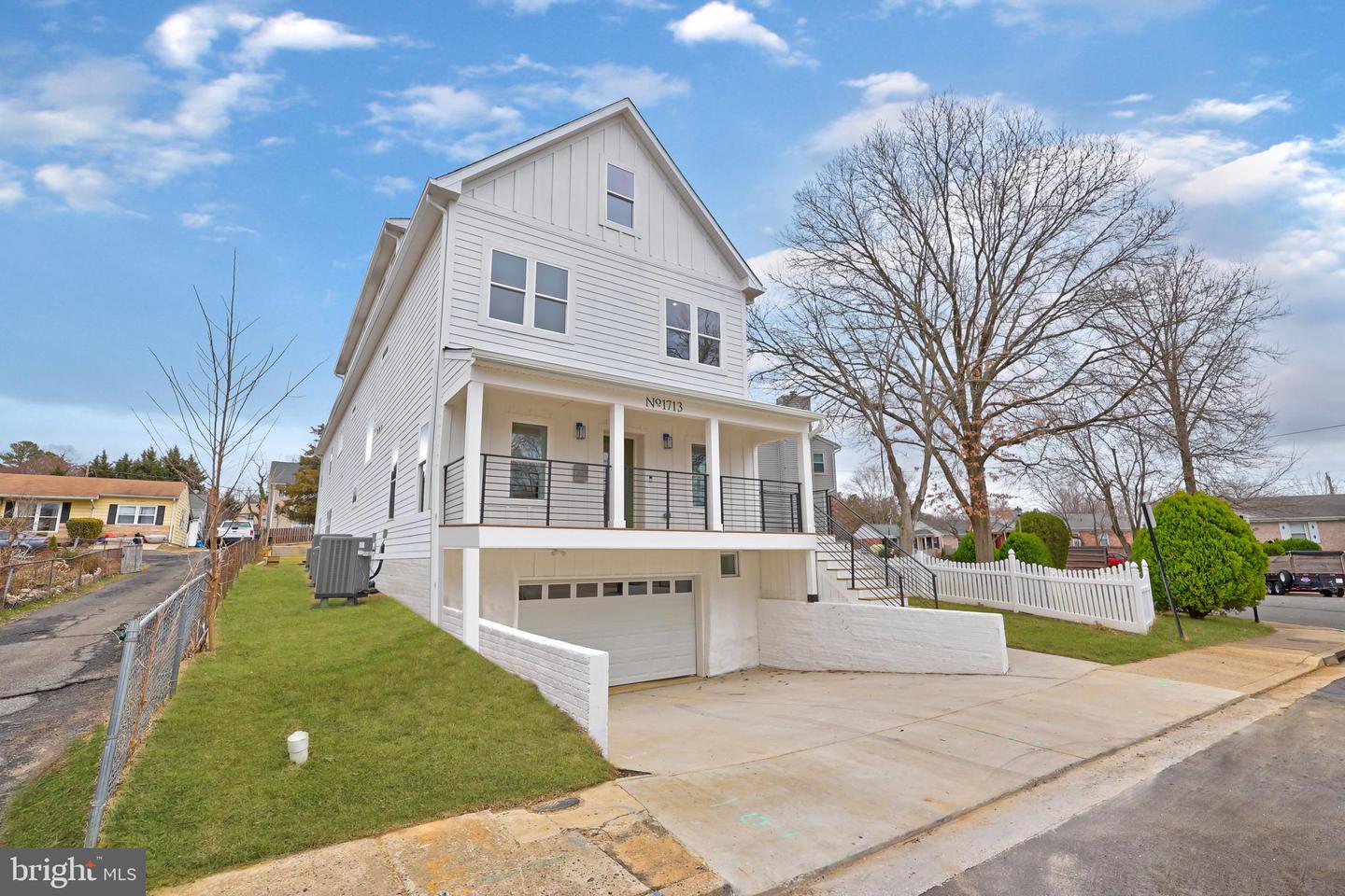 1713 N CAMERON ST, ARLINGTON, Virginia 22207, 6 Bedrooms Bedrooms, ,7 BathroomsBathrooms,Residential,For sale,1713 N CAMERON ST,VAAR2053866 MLS # VAAR2053866