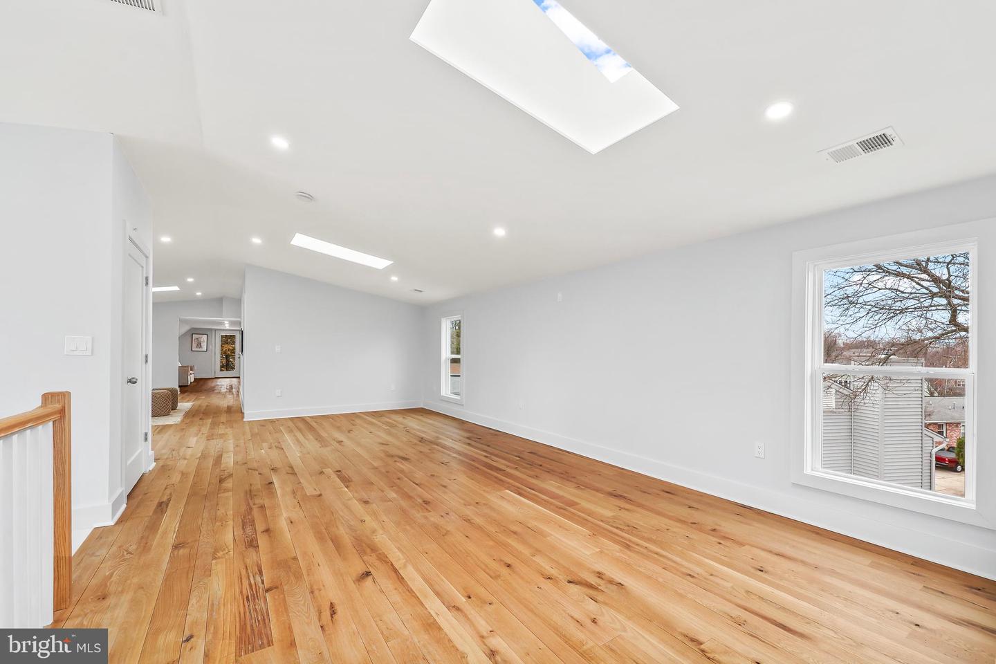 1713 N CAMERON ST, ARLINGTON, Virginia 22207, 6 Bedrooms Bedrooms, ,7 BathroomsBathrooms,Residential,For sale,1713 N CAMERON ST,VAAR2053866 MLS # VAAR2053866