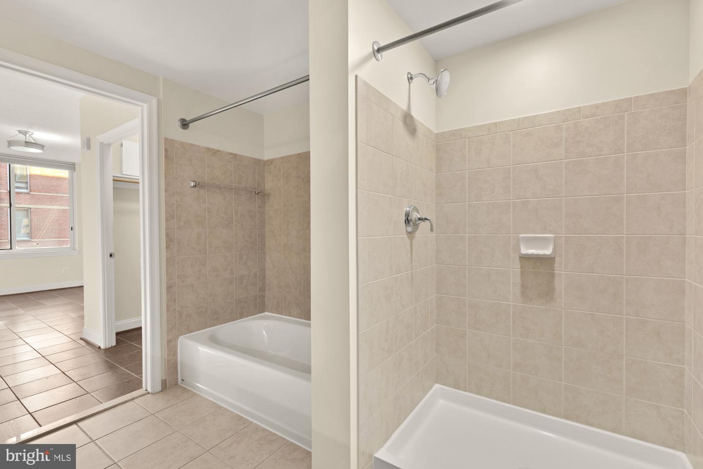 1020 N HIGHLAND ST #622, ARLINGTON, Virginia 22201, 2 Bedrooms Bedrooms, ,2 BathroomsBathrooms,Residential,For sale,1020 N HIGHLAND ST #622,VAAR2053896 MLS # VAAR2053896