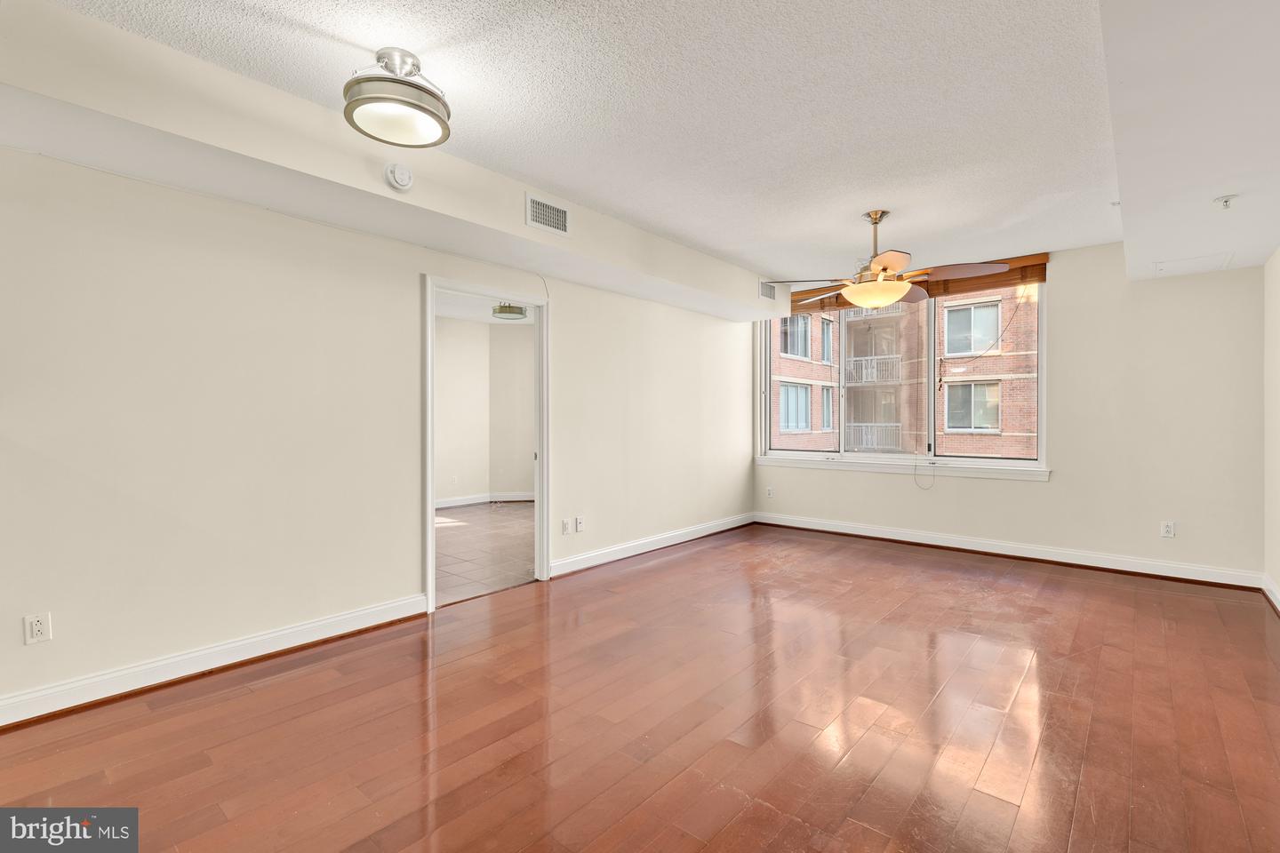 1020 N HIGHLAND ST #622, ARLINGTON, Virginia 22201, 2 Bedrooms Bedrooms, ,2 BathroomsBathrooms,Residential,For sale,1020 N HIGHLAND ST #622,VAAR2053896 MLS # VAAR2053896