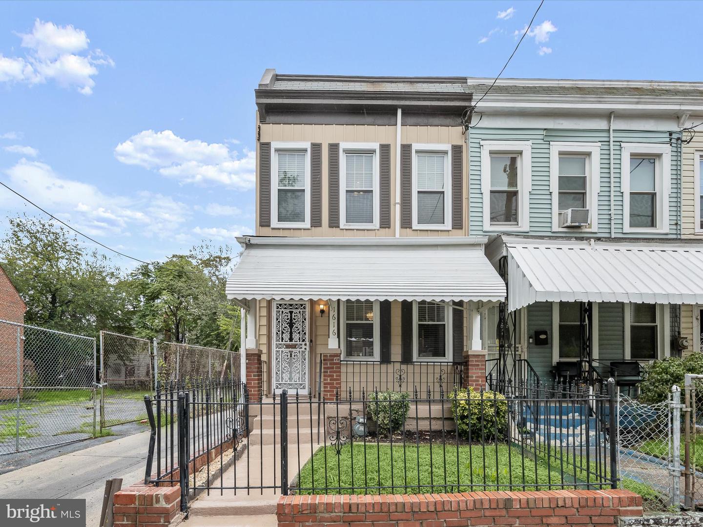 1616 T ST SE, WASHINGTON, District Of Columbia 20020, 3 Bedrooms Bedrooms, ,1 BathroomBathrooms,Residential,For sale,1616 T ST SE,DCDC2187246 MLS # DCDC2187246