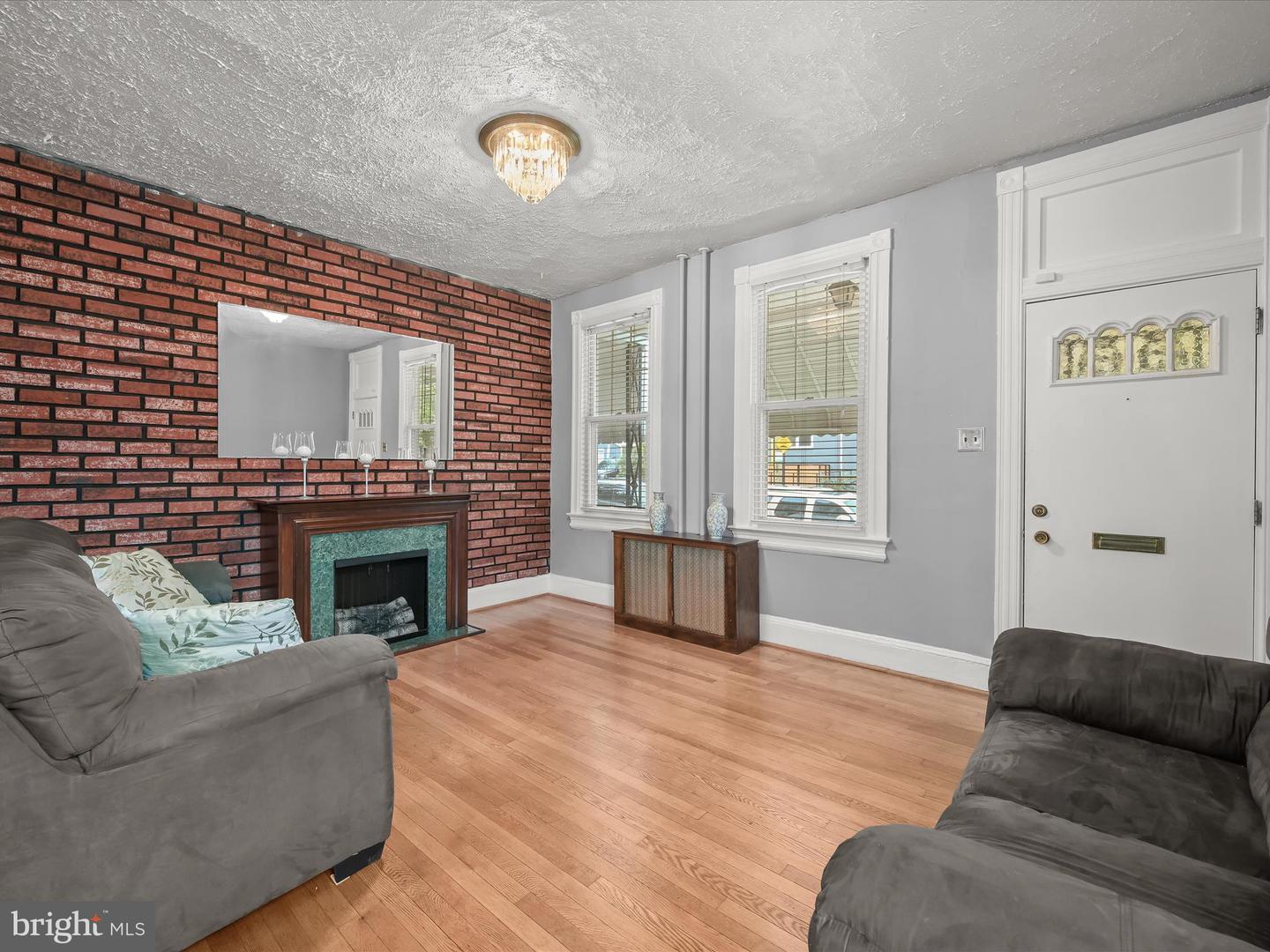 1616 T ST SE, WASHINGTON, District Of Columbia 20020, 3 Bedrooms Bedrooms, ,1 BathroomBathrooms,Residential,For sale,1616 T ST SE,DCDC2187246 MLS # DCDC2187246