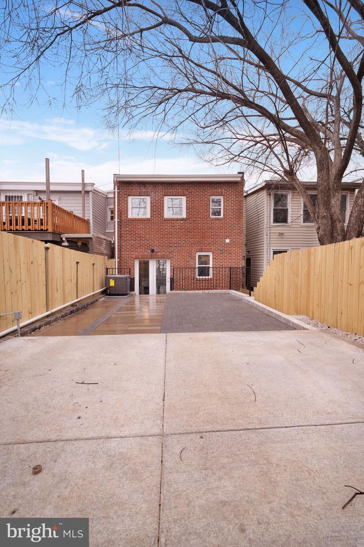 4107 4TH ST NW, WASHINGTON, District Of Columbia 20011, 3 Bedrooms Bedrooms, ,3 BathroomsBathrooms,Residential,For sale,4107 4TH ST NW,DCDC2187334 MLS # DCDC2187334