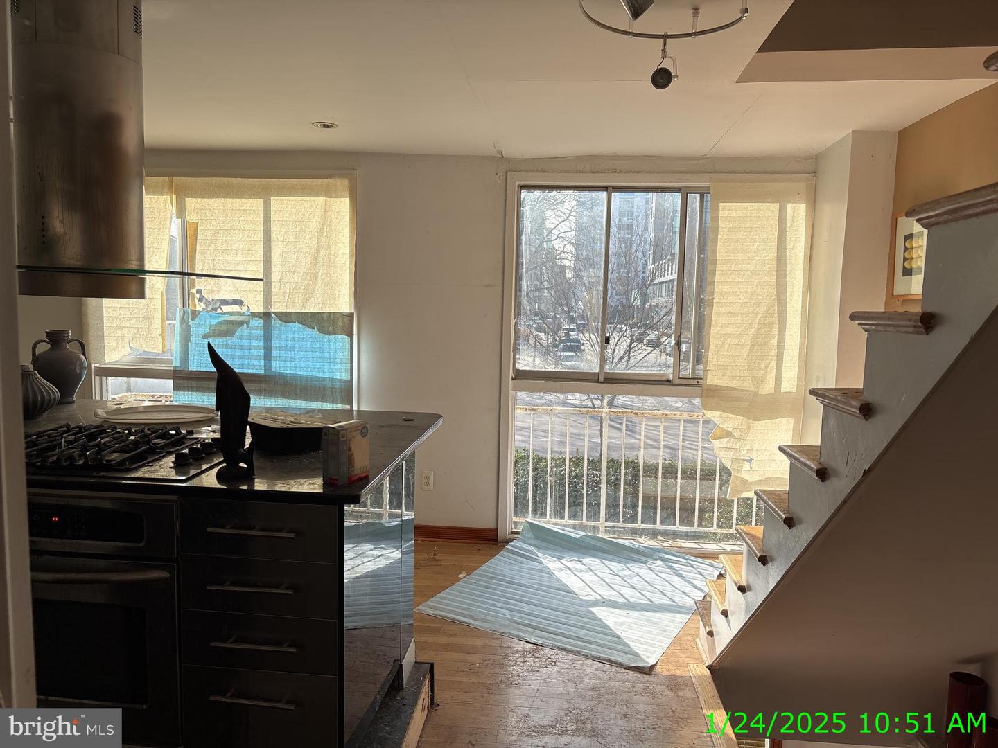 WASHINGTON, District Of Columbia 20024, 2 Bedrooms Bedrooms, ,2 BathroomsBathrooms,Residential,For sale,DCDC2187346 MLS # DCDC2187346