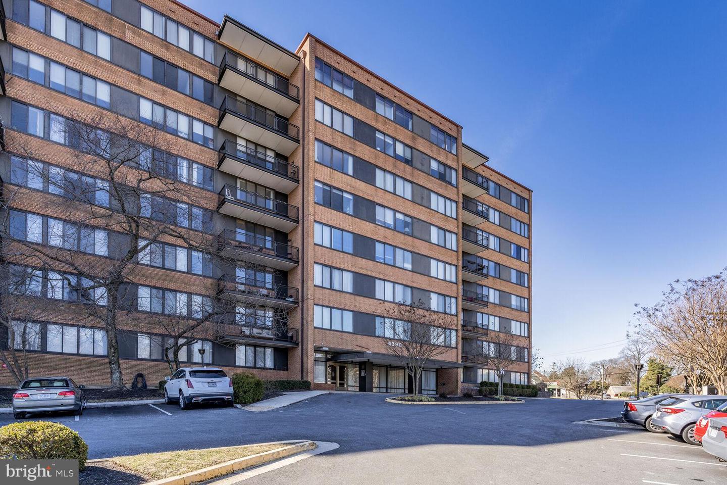 4390 LORCOM LN #702, ARLINGTON, Virginia 22207, 1 Bedroom Bedrooms, ,1 BathroomBathrooms,Residential,For sale,4390 LORCOM LN #702,VAAR2053926 MLS # VAAR2053926